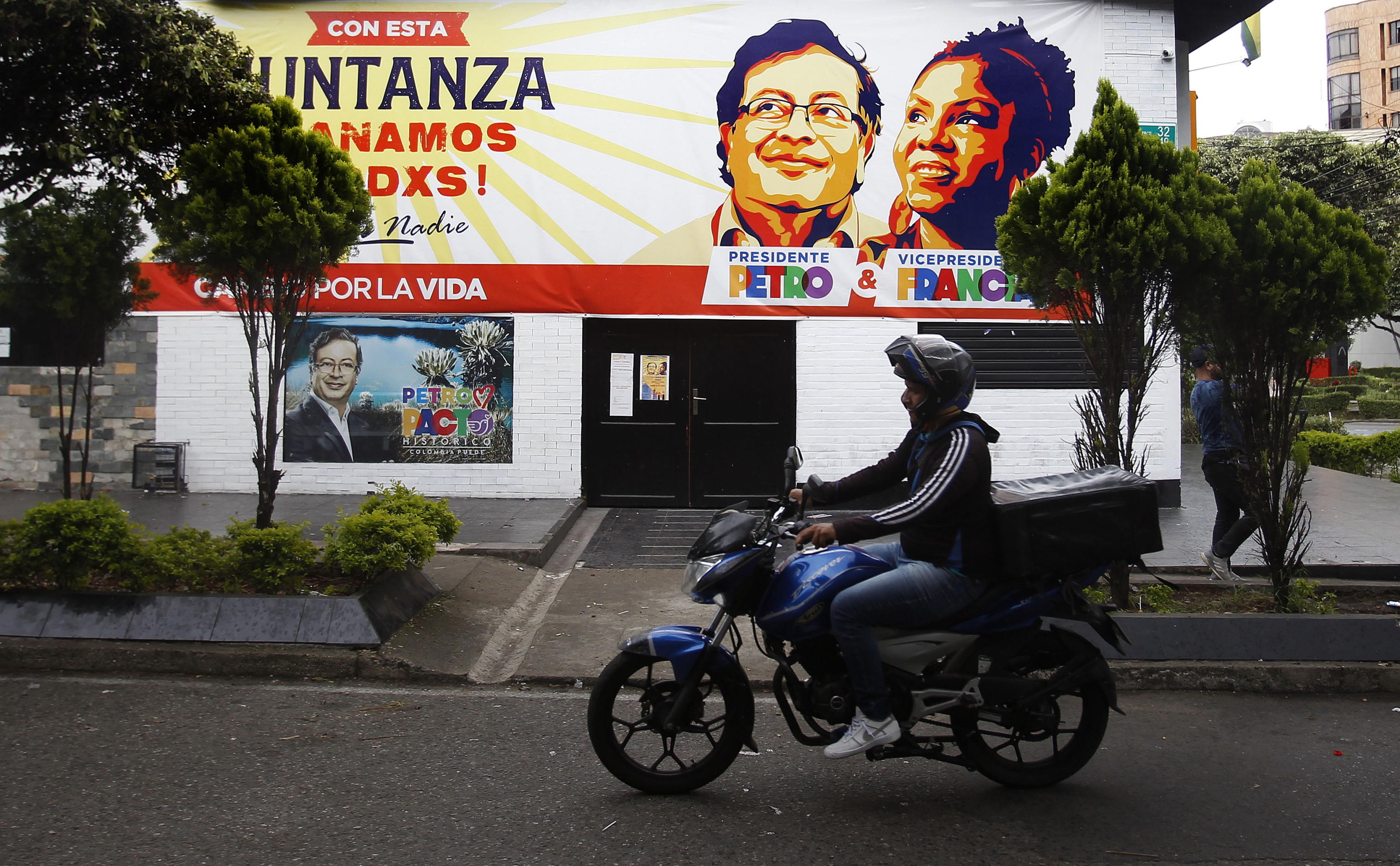ansa/EPA/Luis Eduardo Noriega A. GUSTAVO PETRO