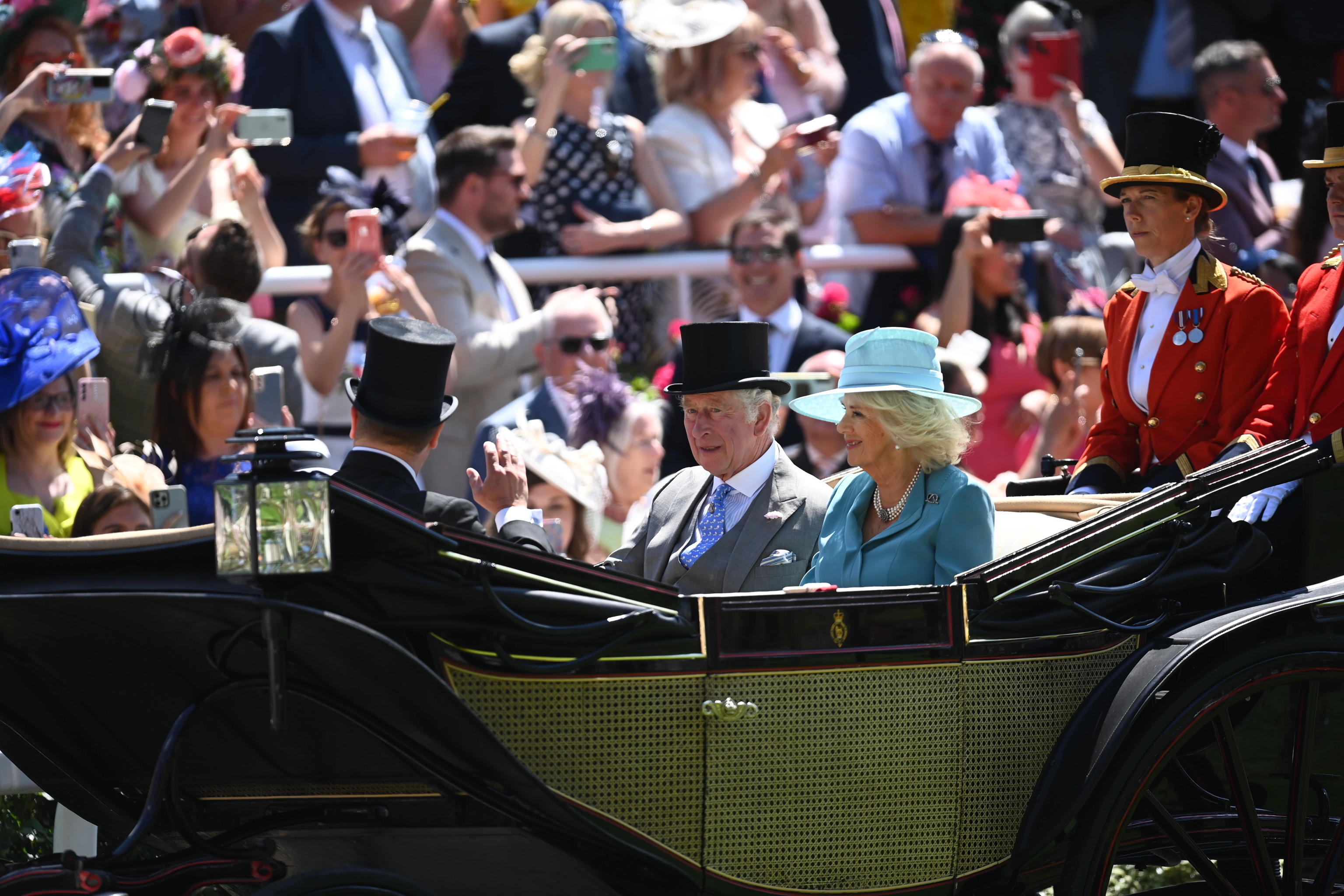 ANSA/EPA/NEIL HALL royal ascot carlo camilla