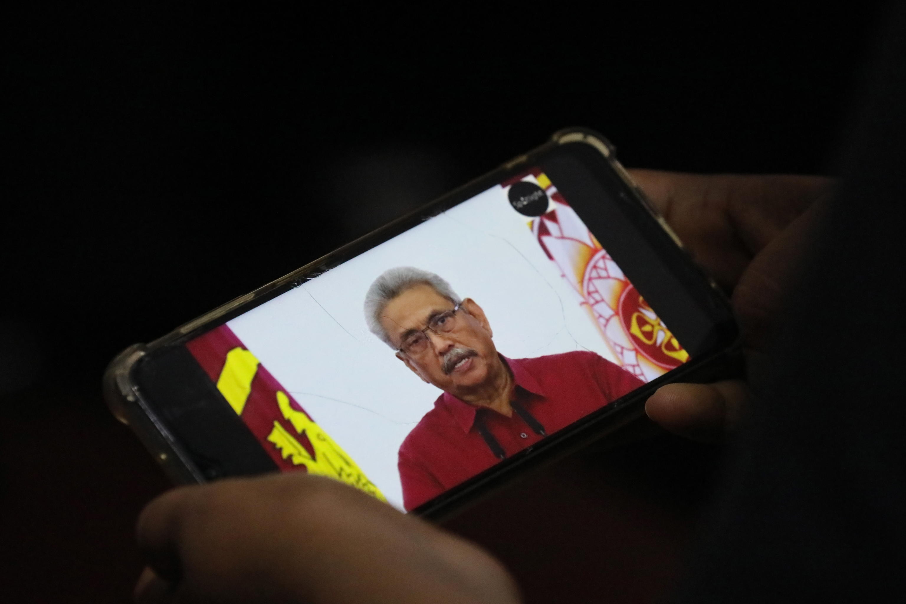 ANSA/EPA/CHAMILA KARUNARATHNE