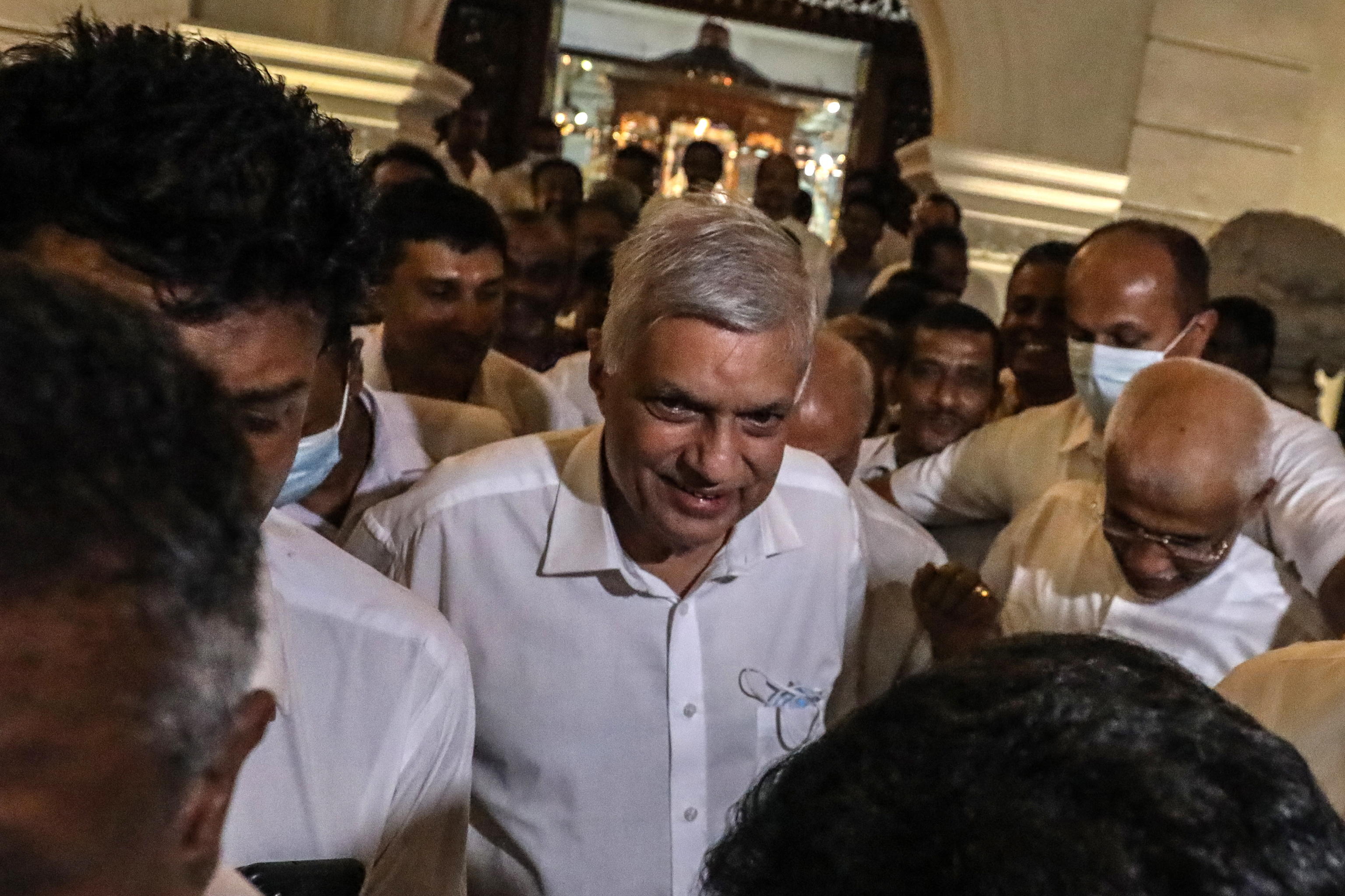 EPA/CHAMILA KARUNARATHNE