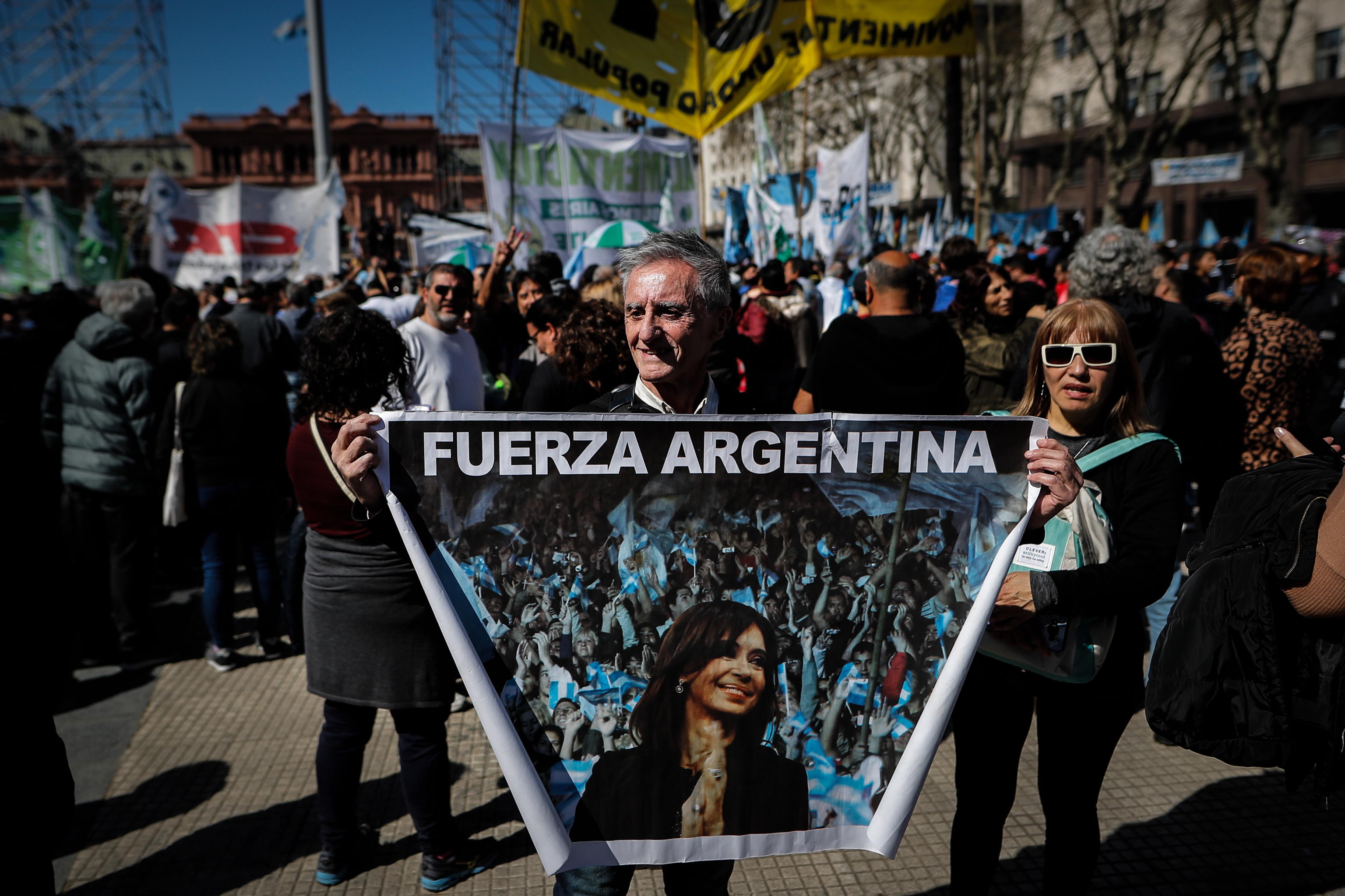 ANSA/ EPA/Juan Ignacio Roncoroni