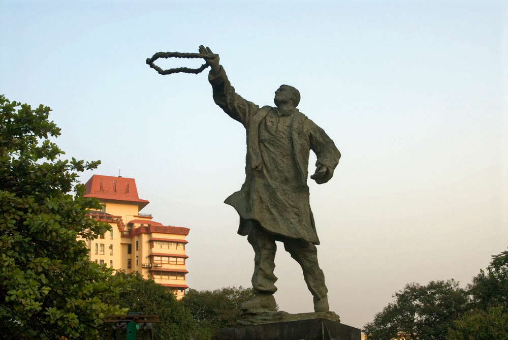 GANDHI