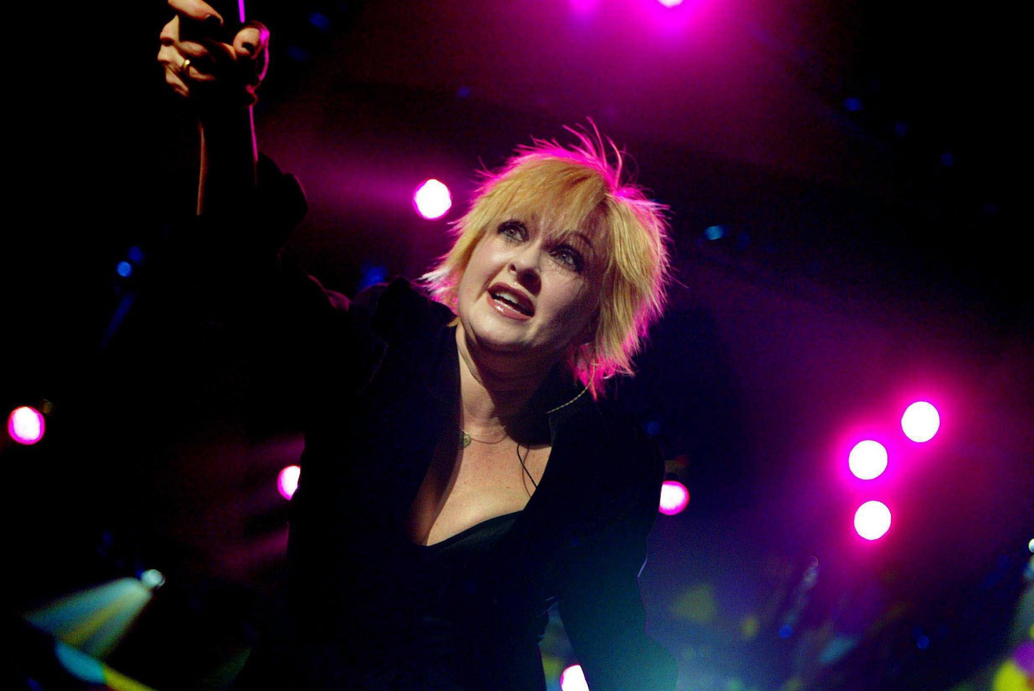 CINDY LAUPER