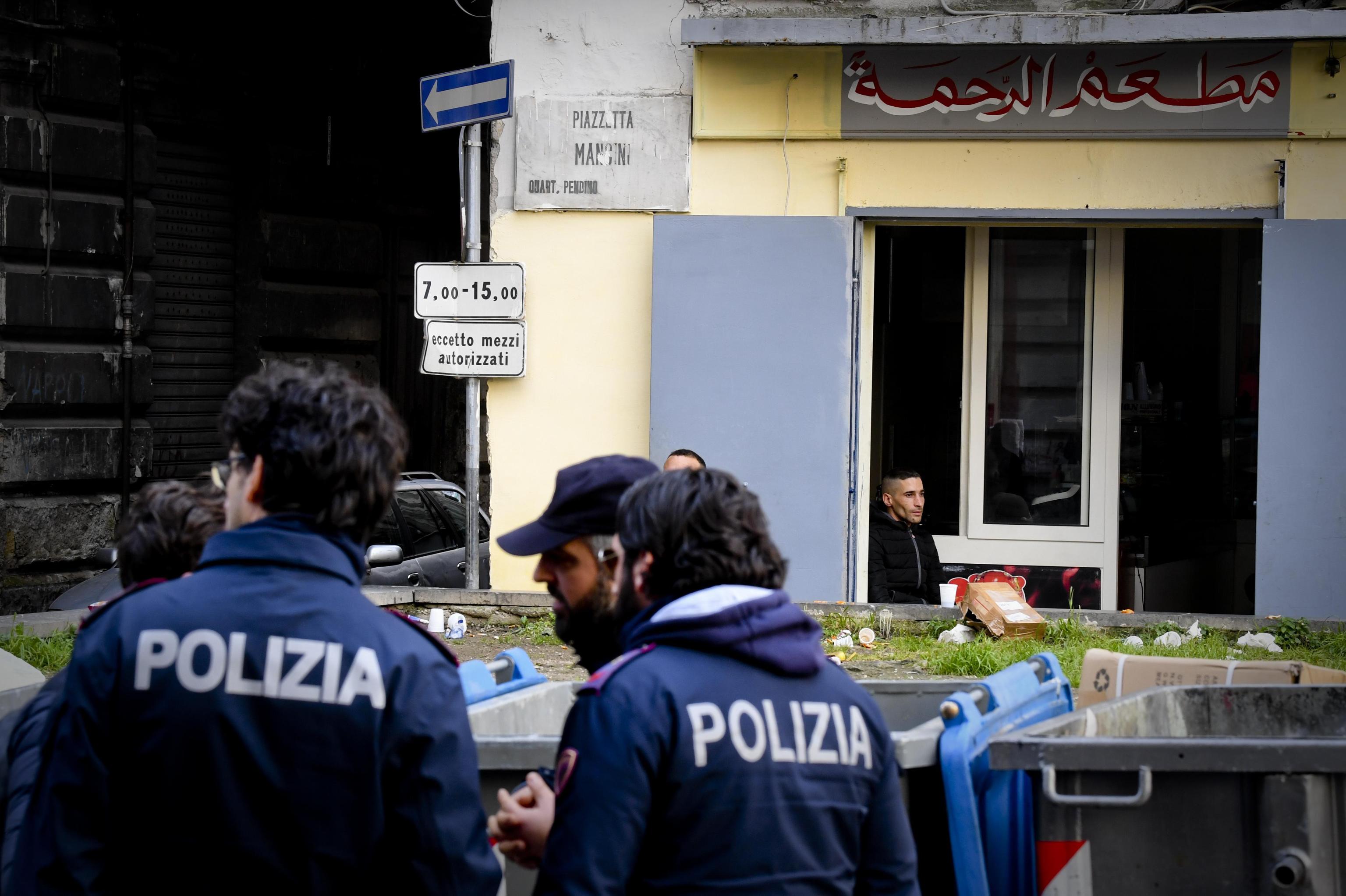 napoli arresti