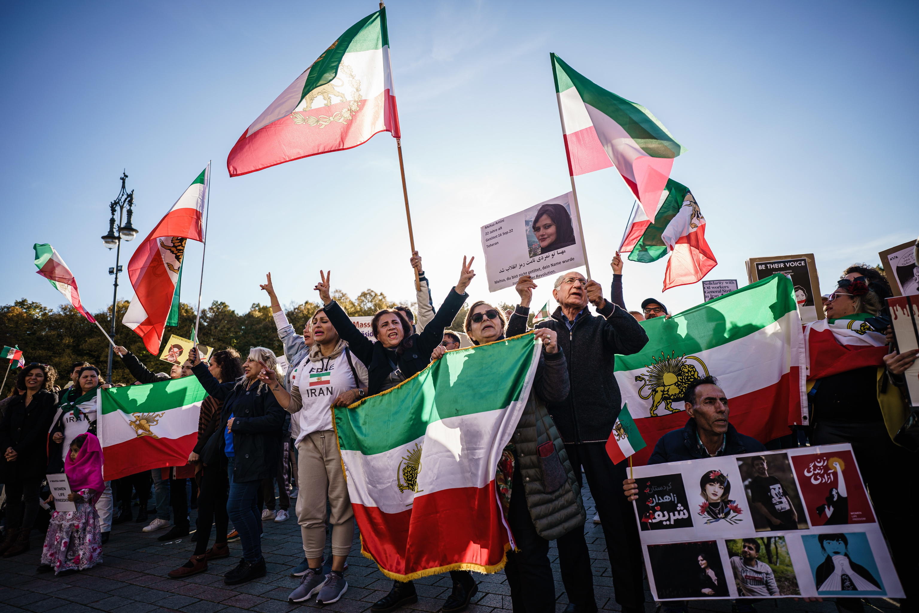 IRAN PROTESTE