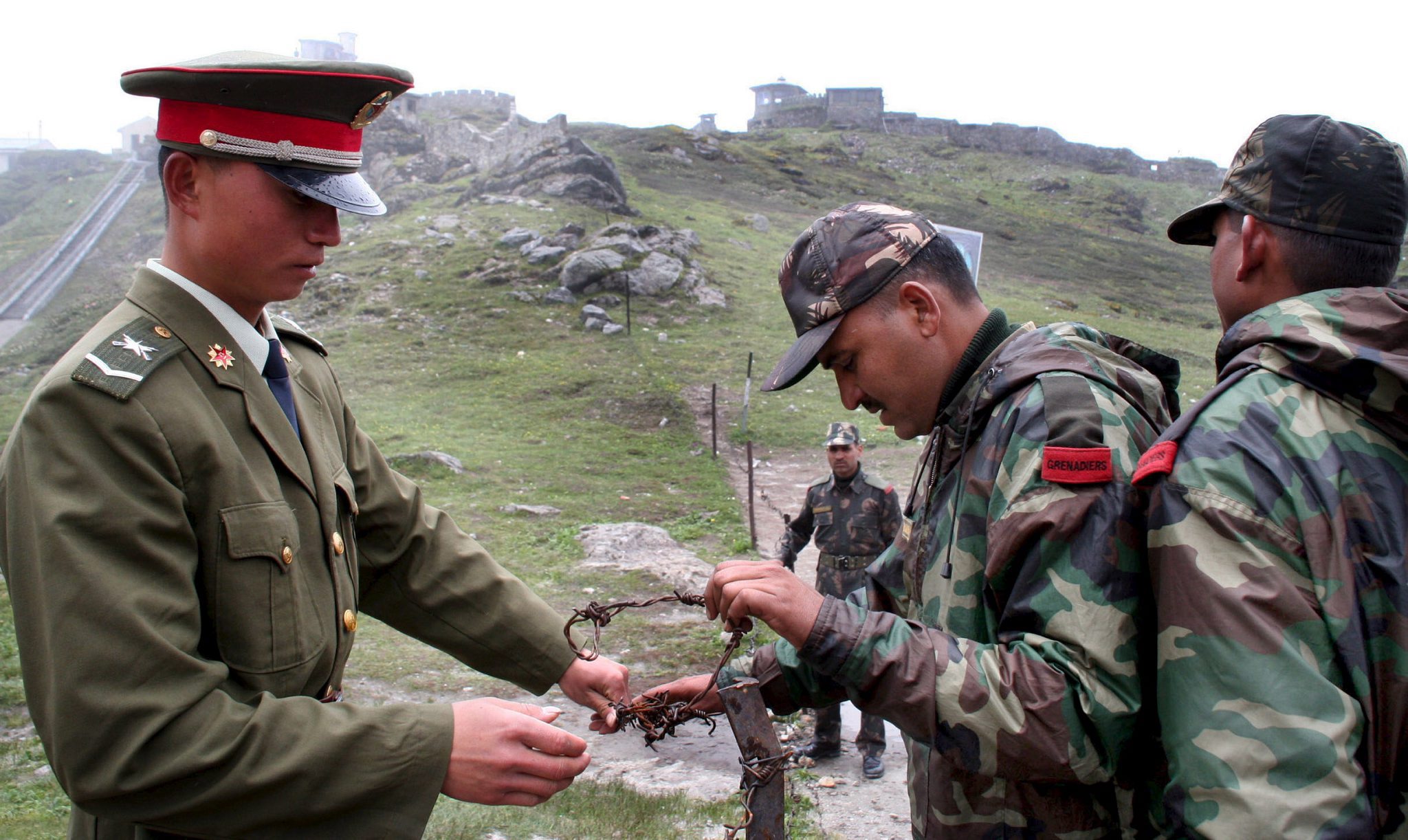 himalaya confine cina india
