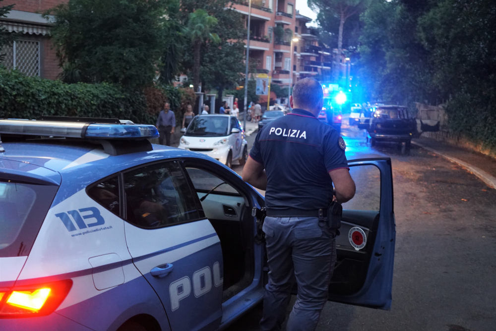 POLIZIA