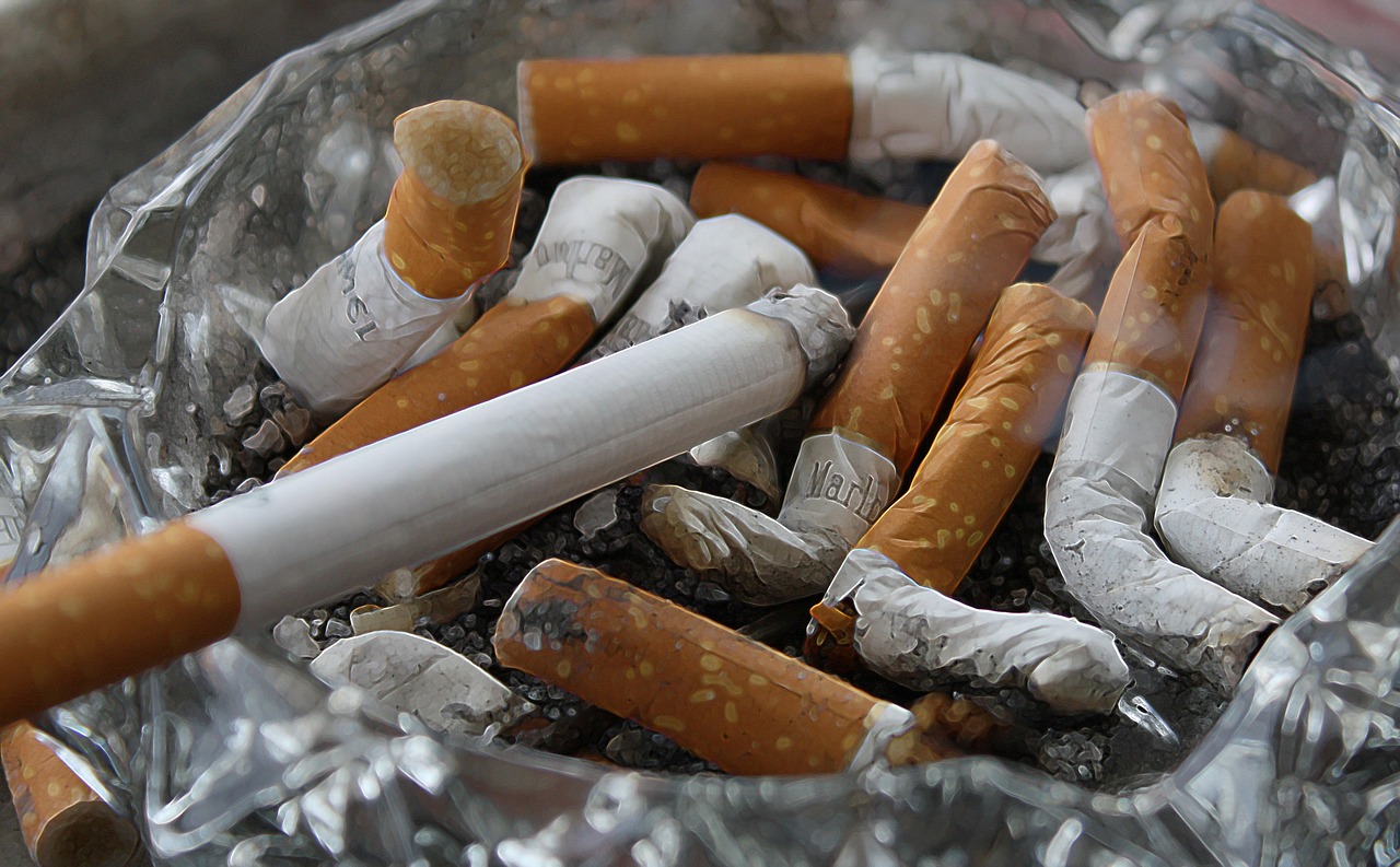 SIGARETTE FUMO NICOTINA