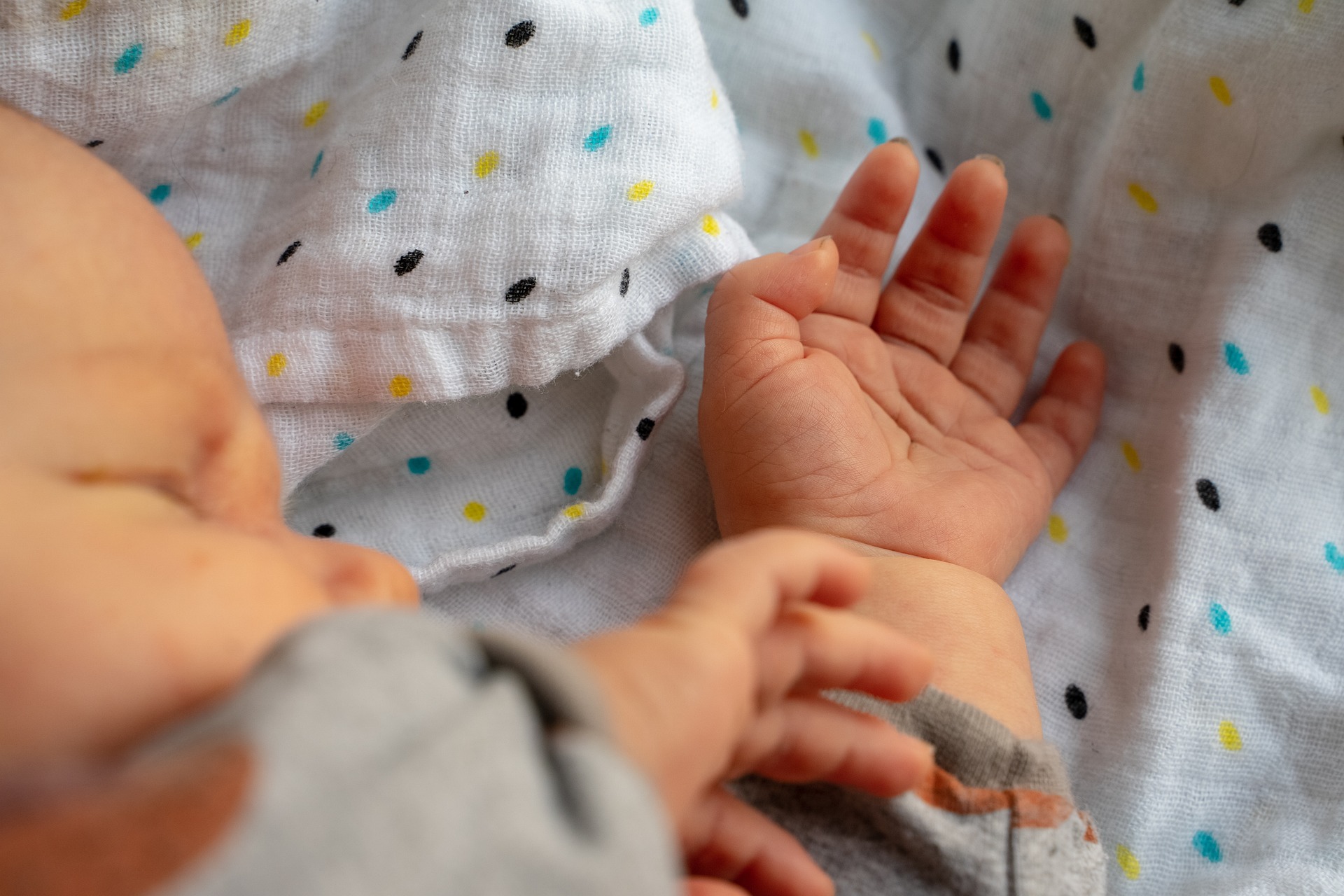 neonato bambino culla