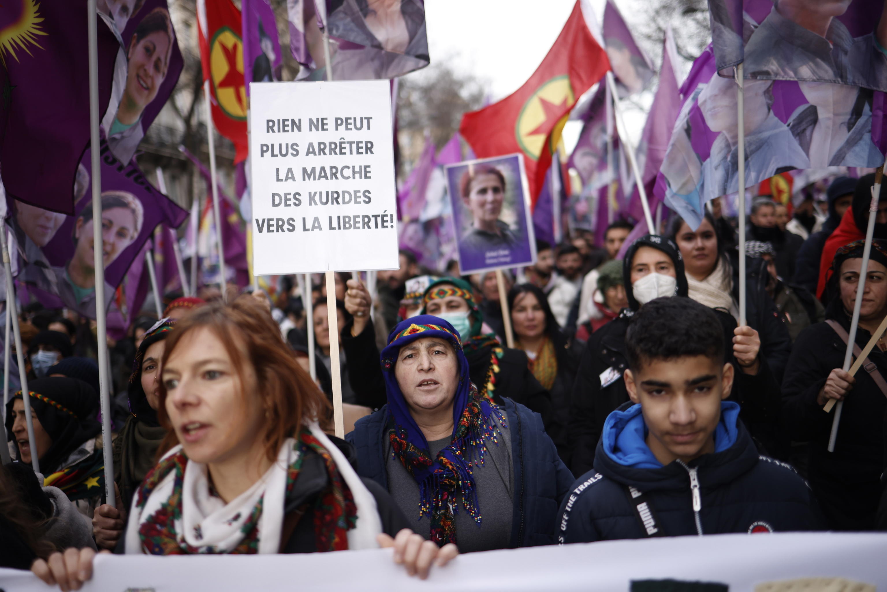 EPA/YOAN VALAT
