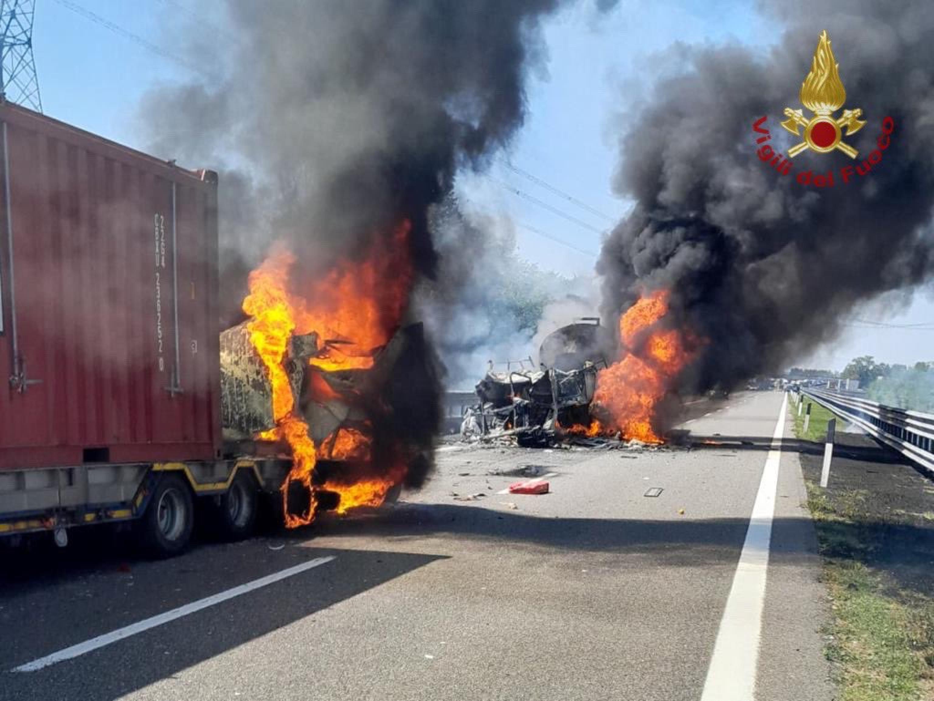 cisterna in fiamme a21 incidente