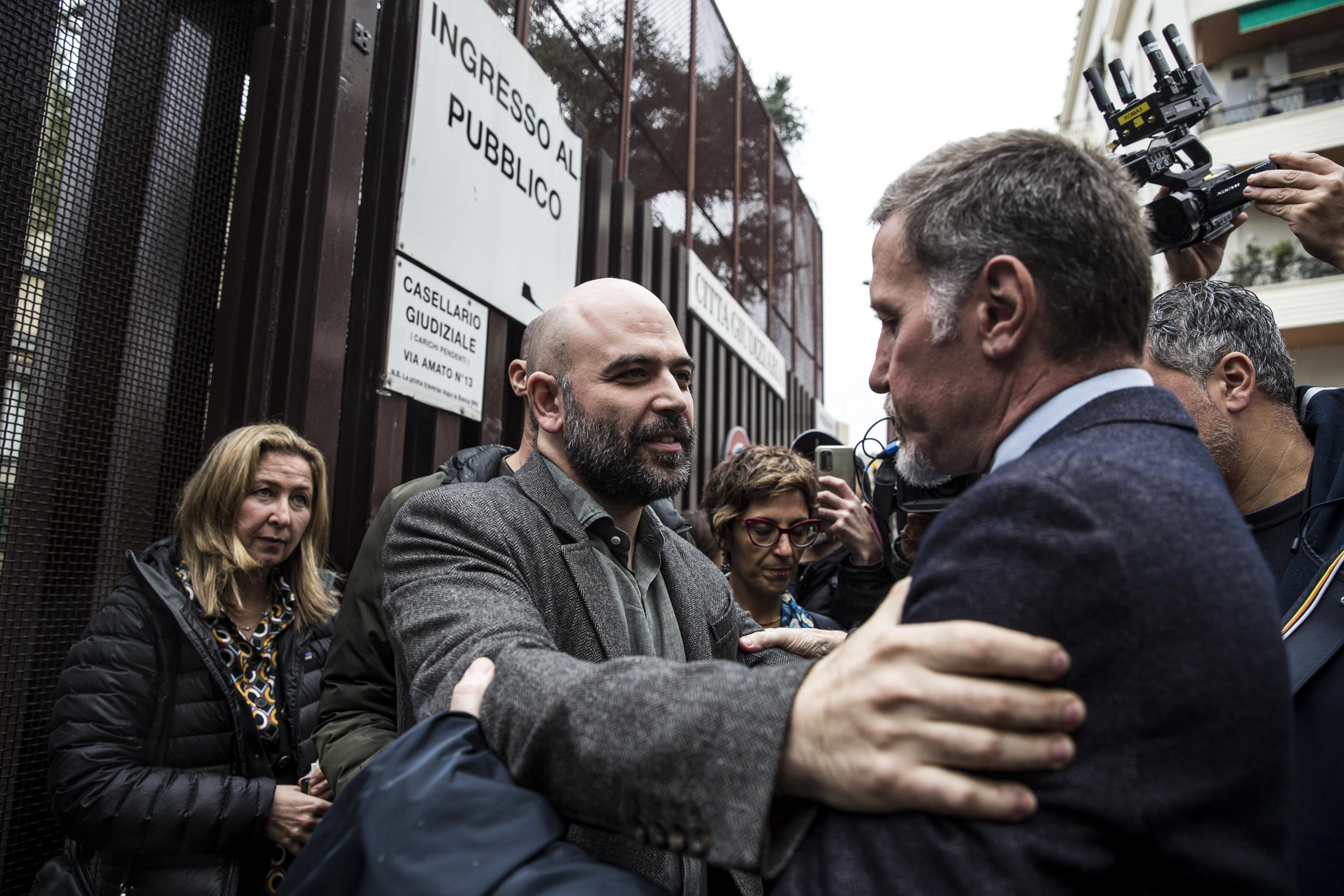 ANSA/ANGELO CARCONI Saviano Salvini processo malavita diffamazione