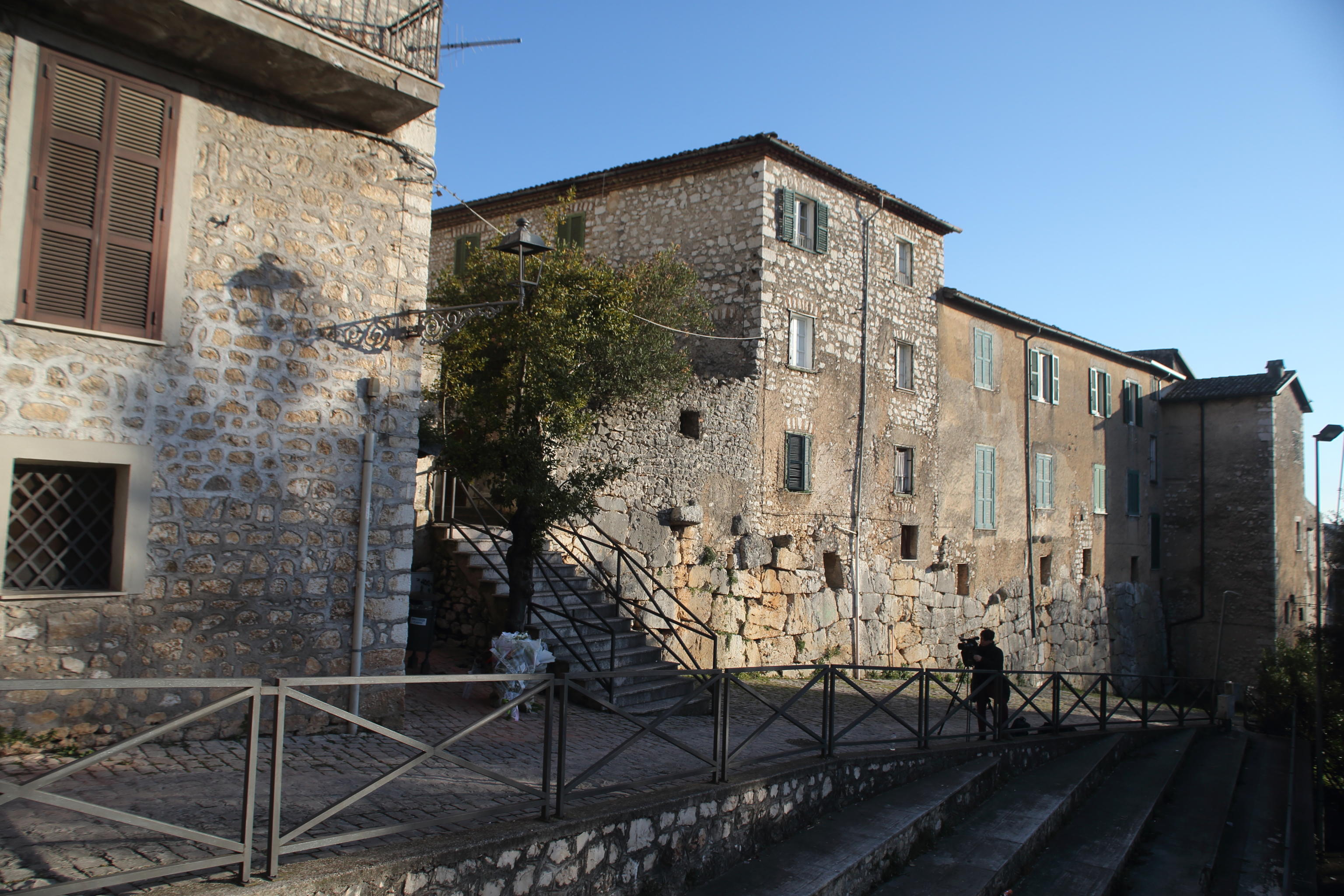 ALATRI THOMAS BRICCA