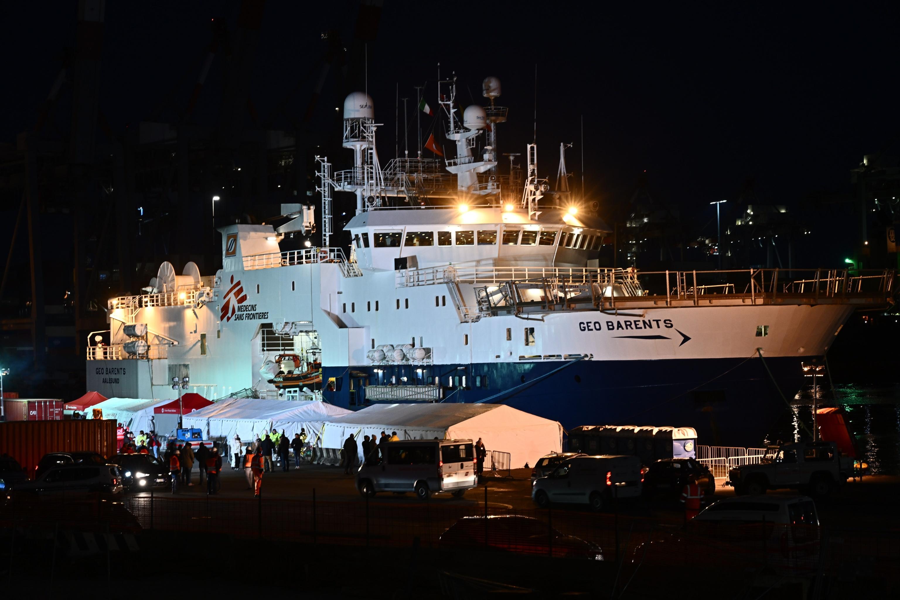 GEO BARENTS ONG NAVE