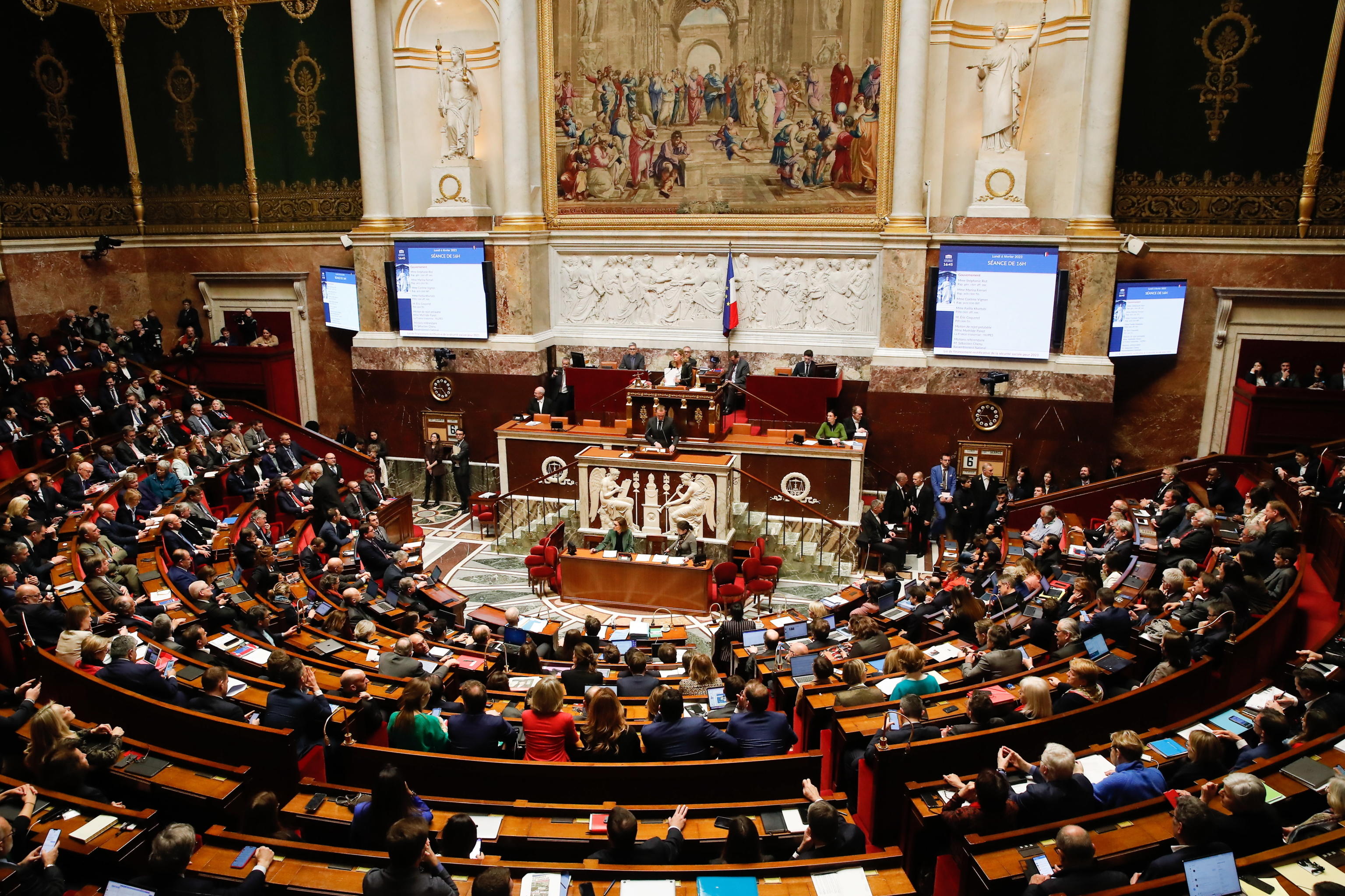 parlamento francese riforma pensioni