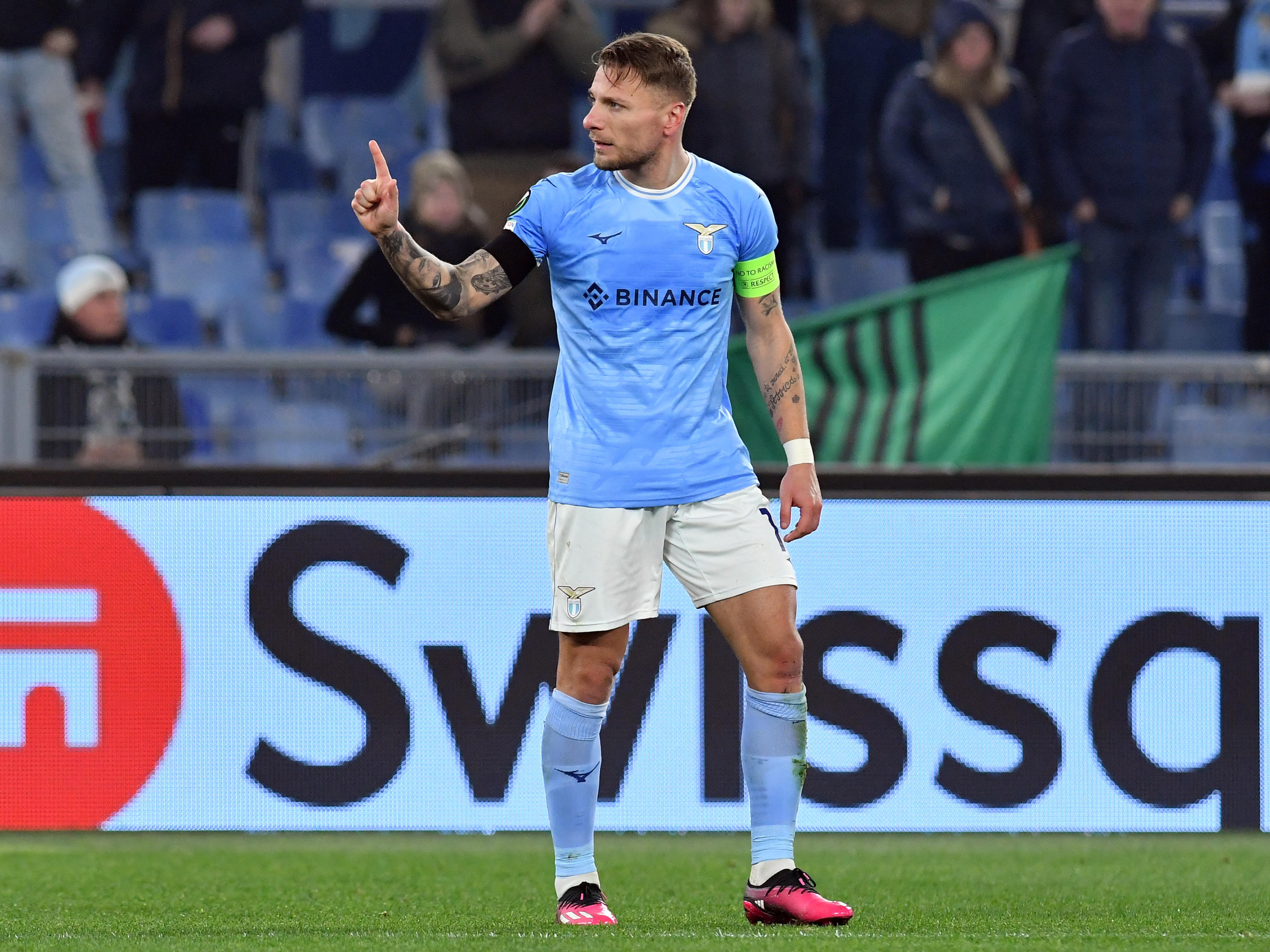 IMMOBILE