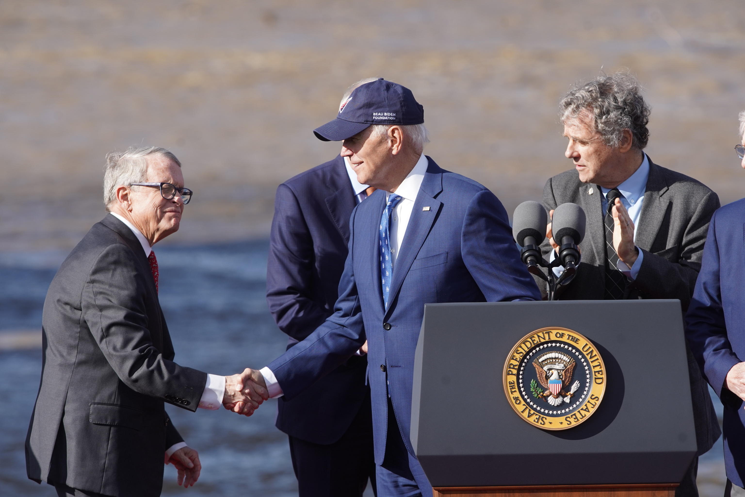 treno ohio biden dewine