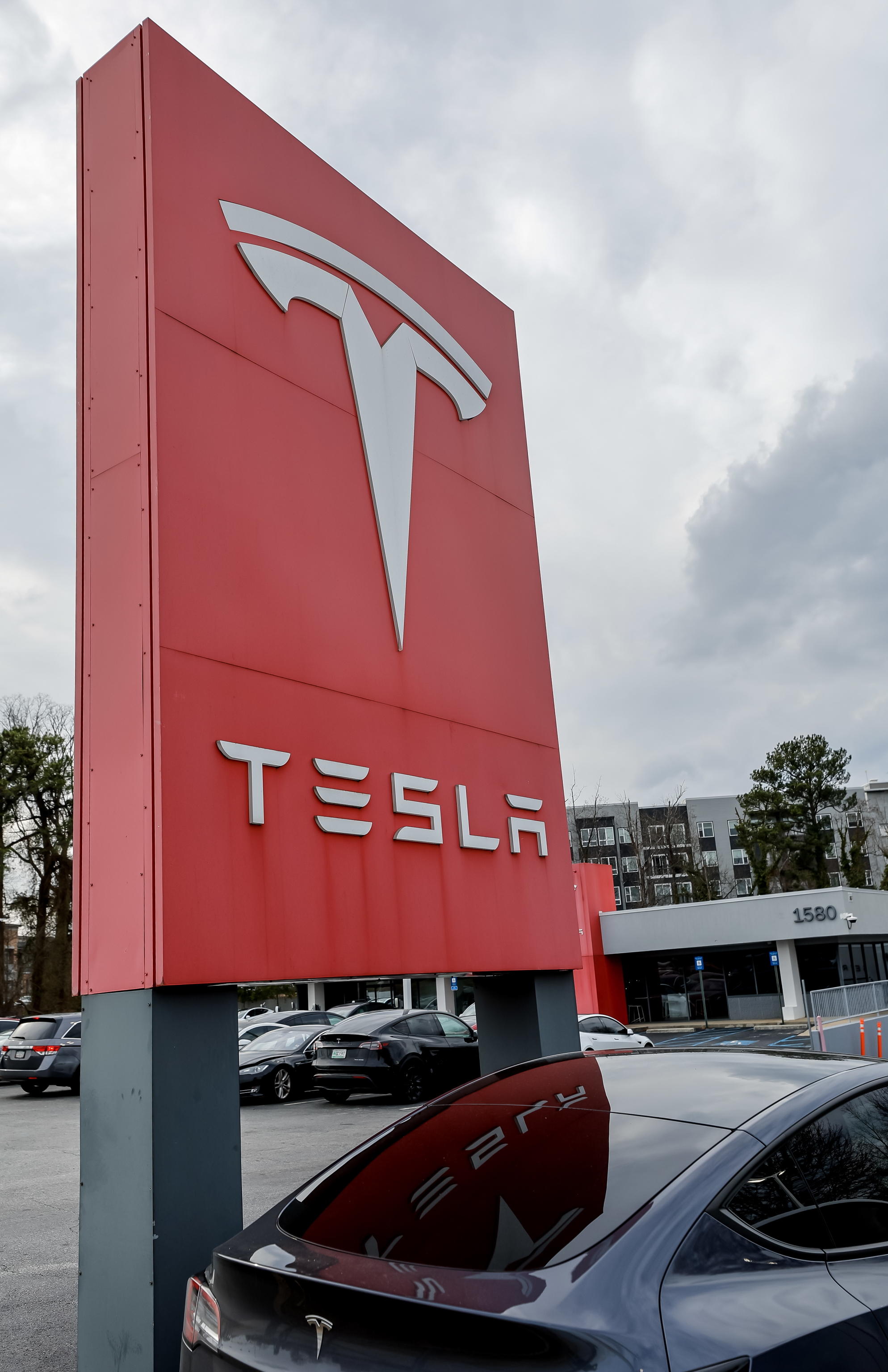 tesla