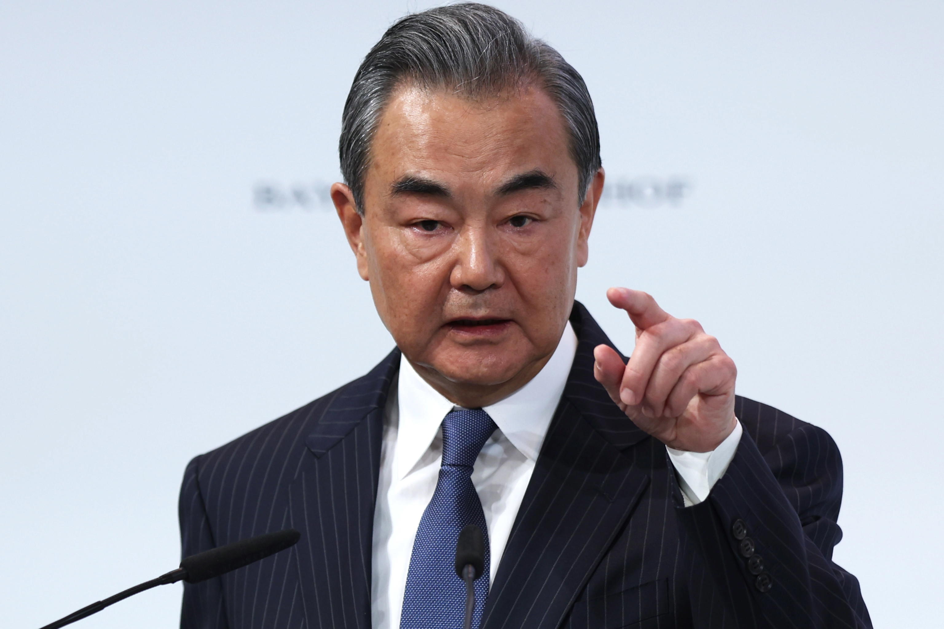 wang yi