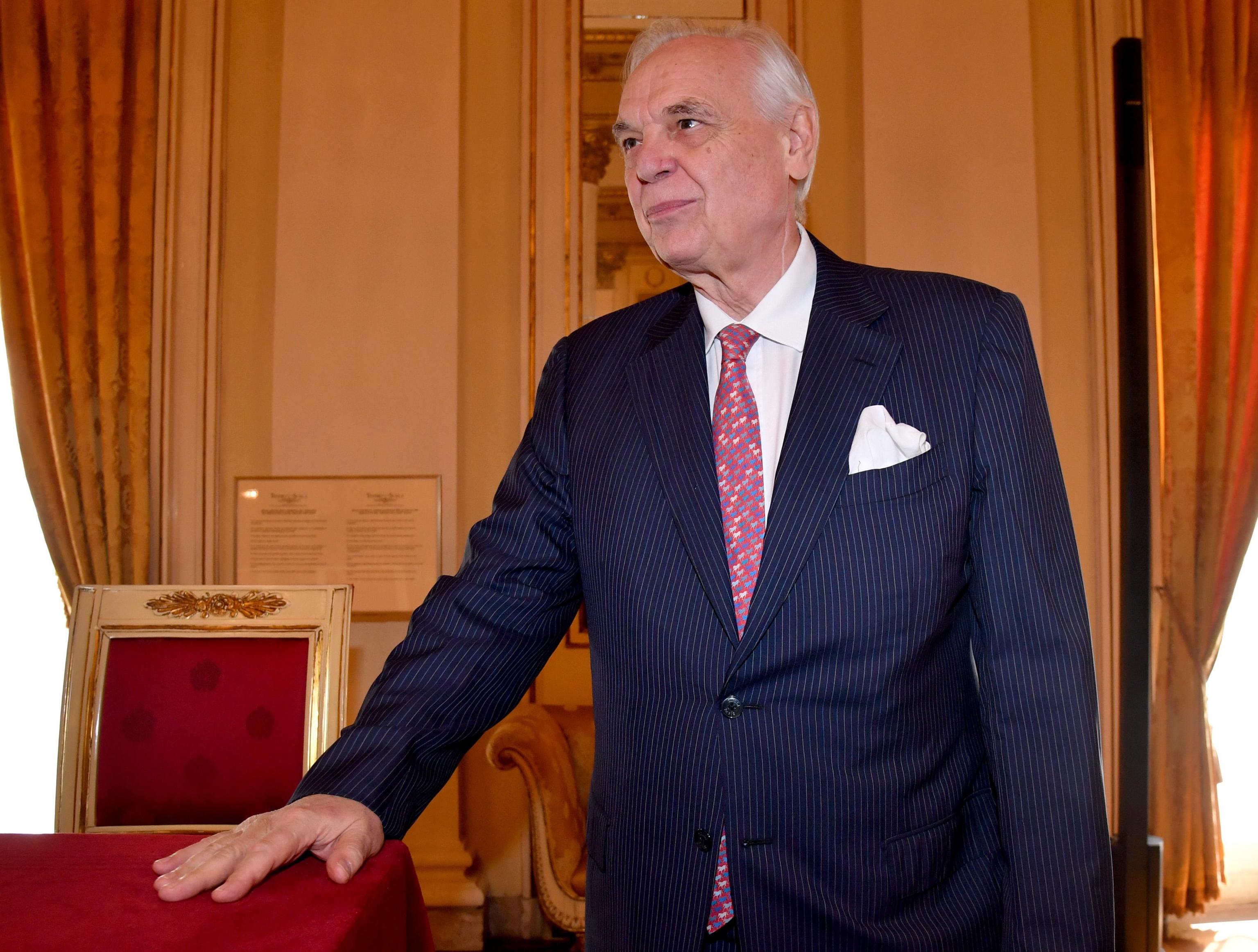 ALEXANDER PEREIRA AMGGIO FIROENTINO