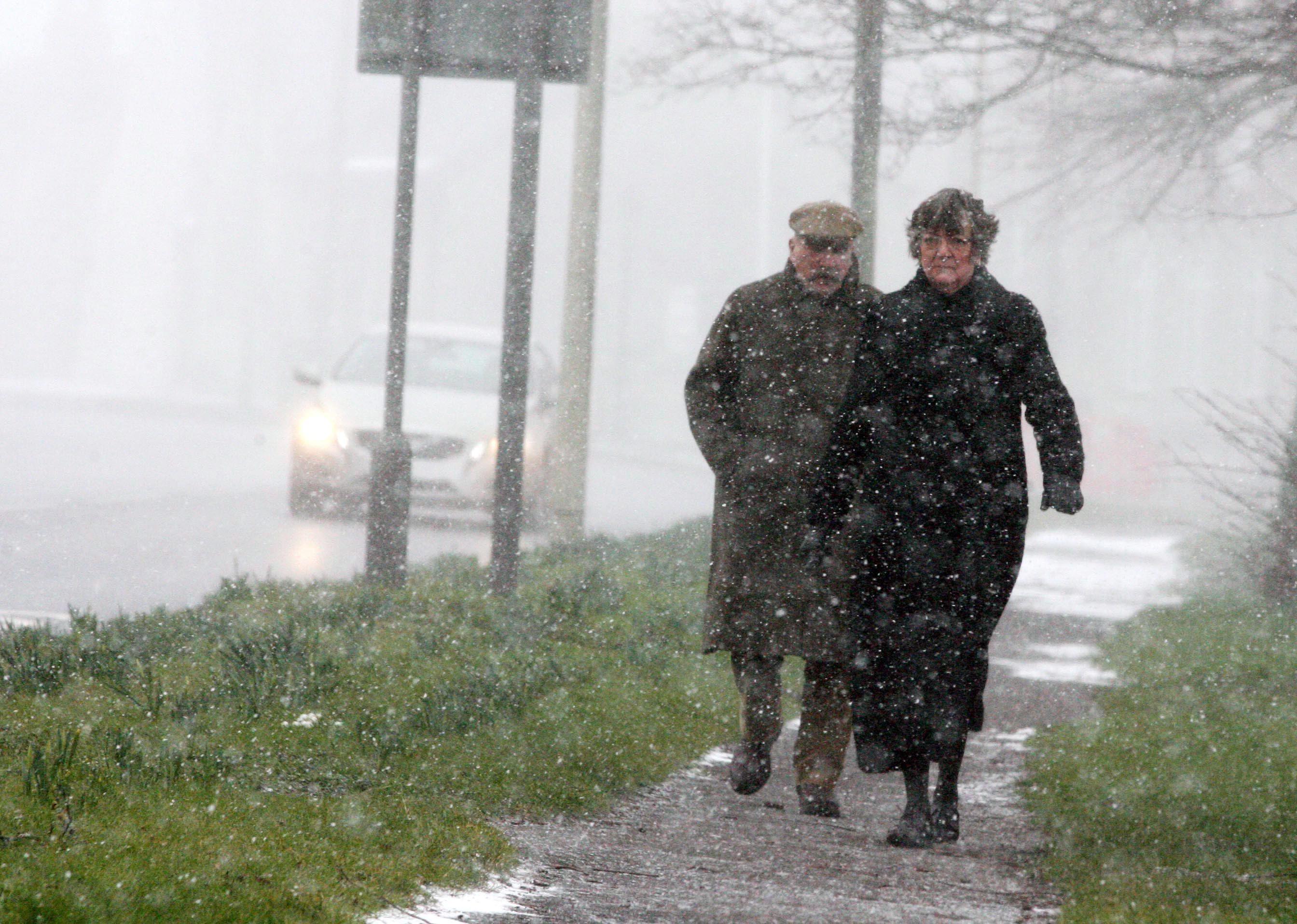 GELO NEVE UK REGNO UNITO