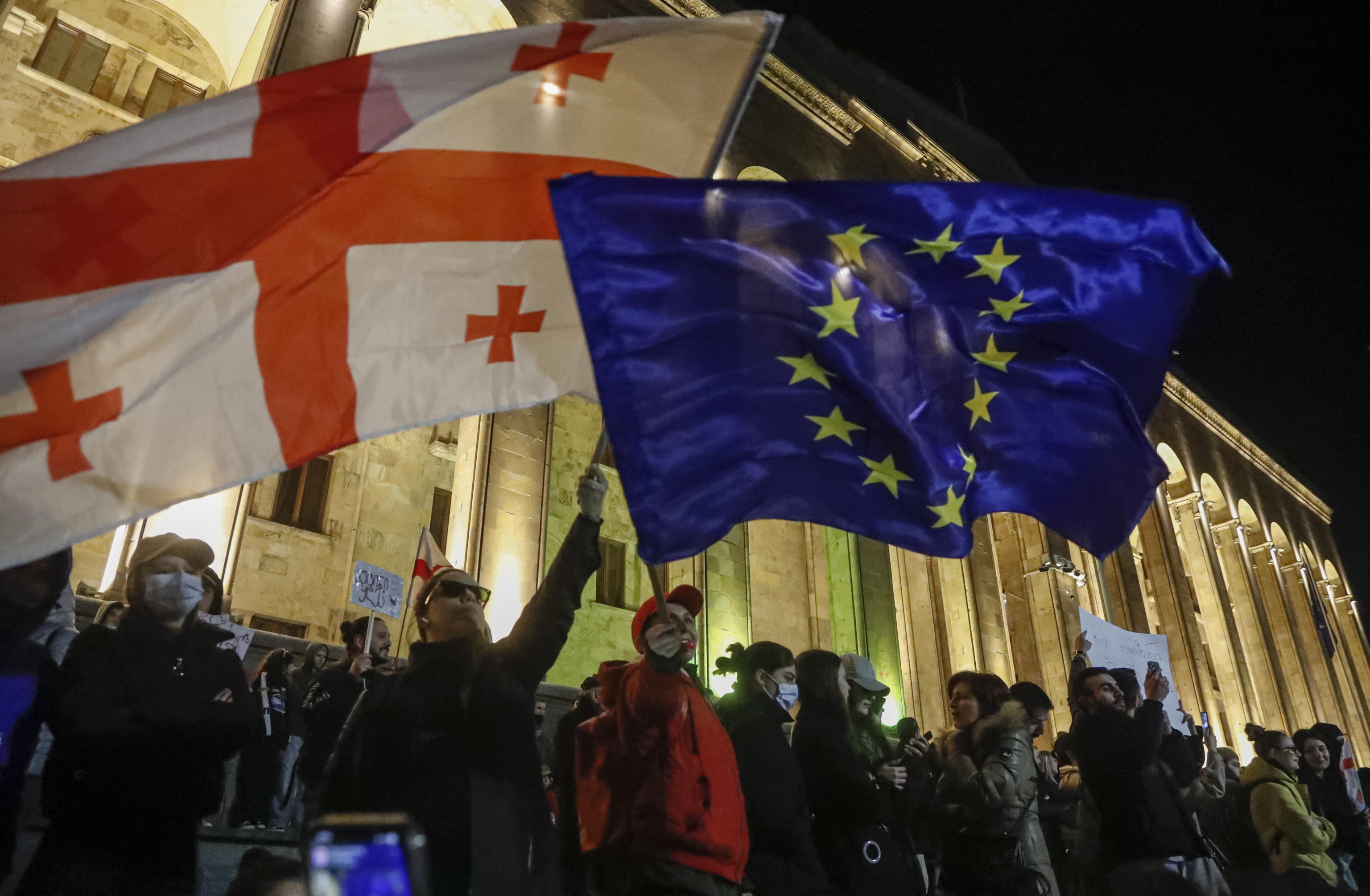 PROTESTE GEORGIA LEGGE AGENTI STRANIERI