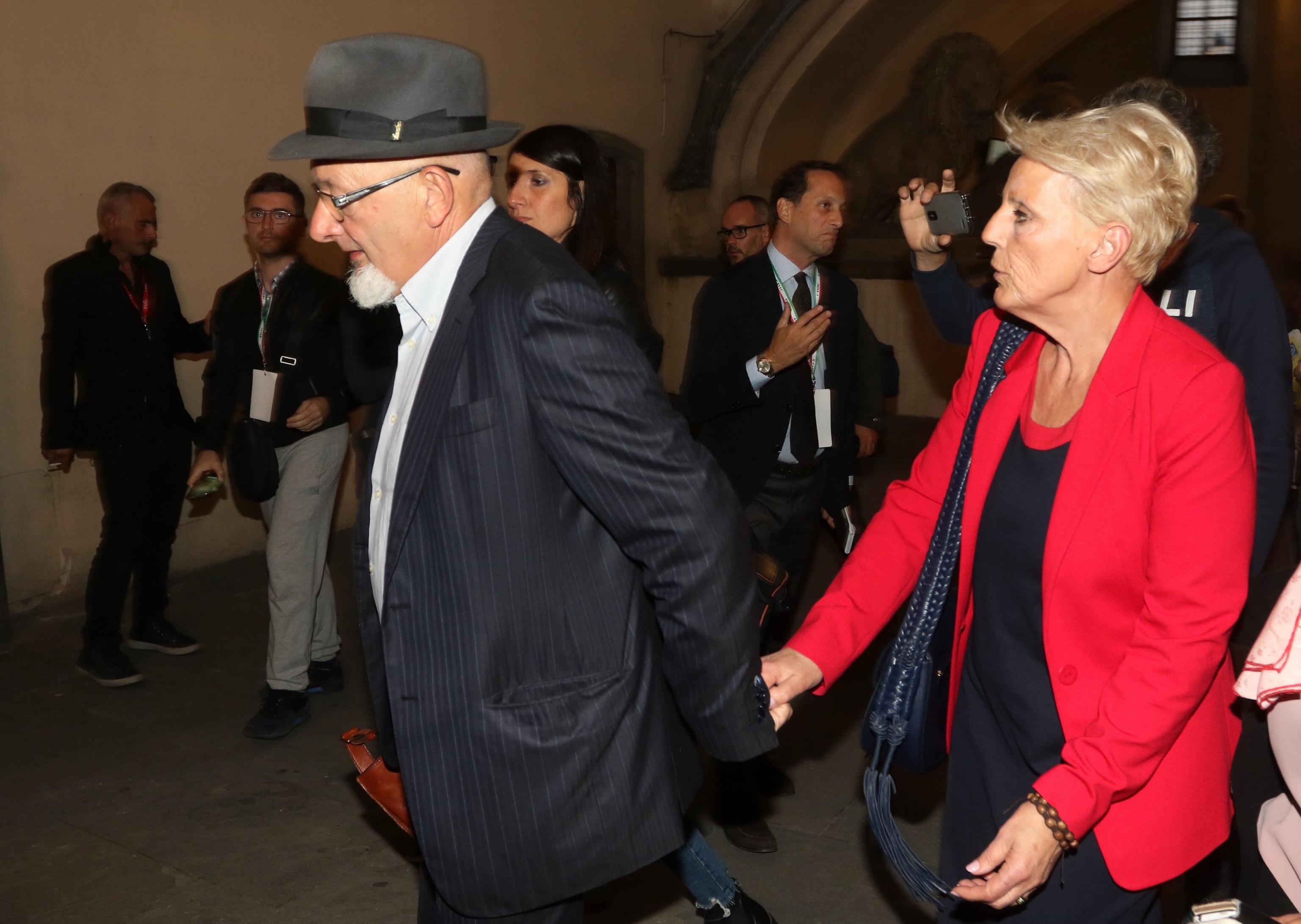 TIZIANO RENZI LAURA BOVOLI GENITORI RENZI