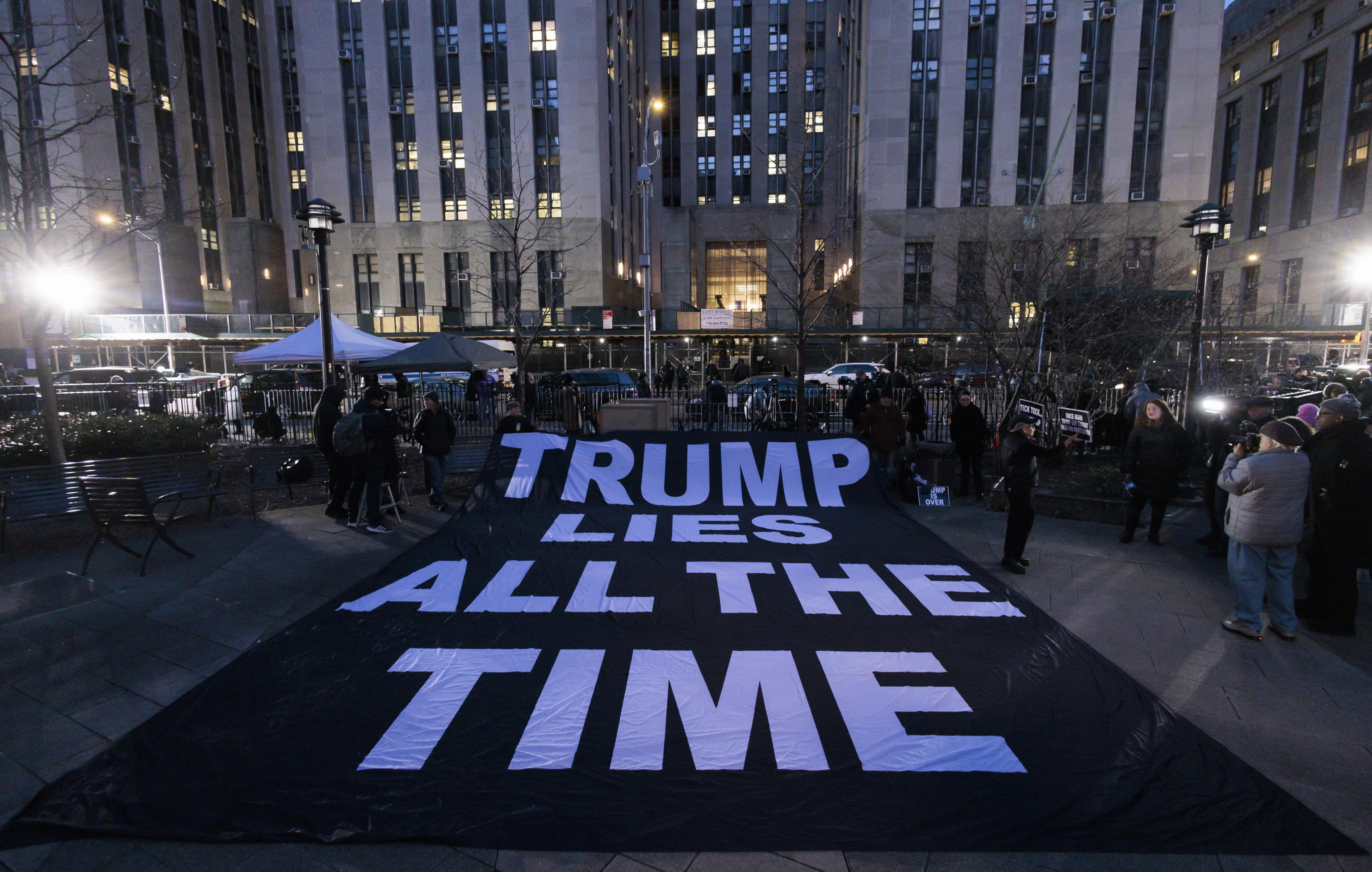 TRUMP