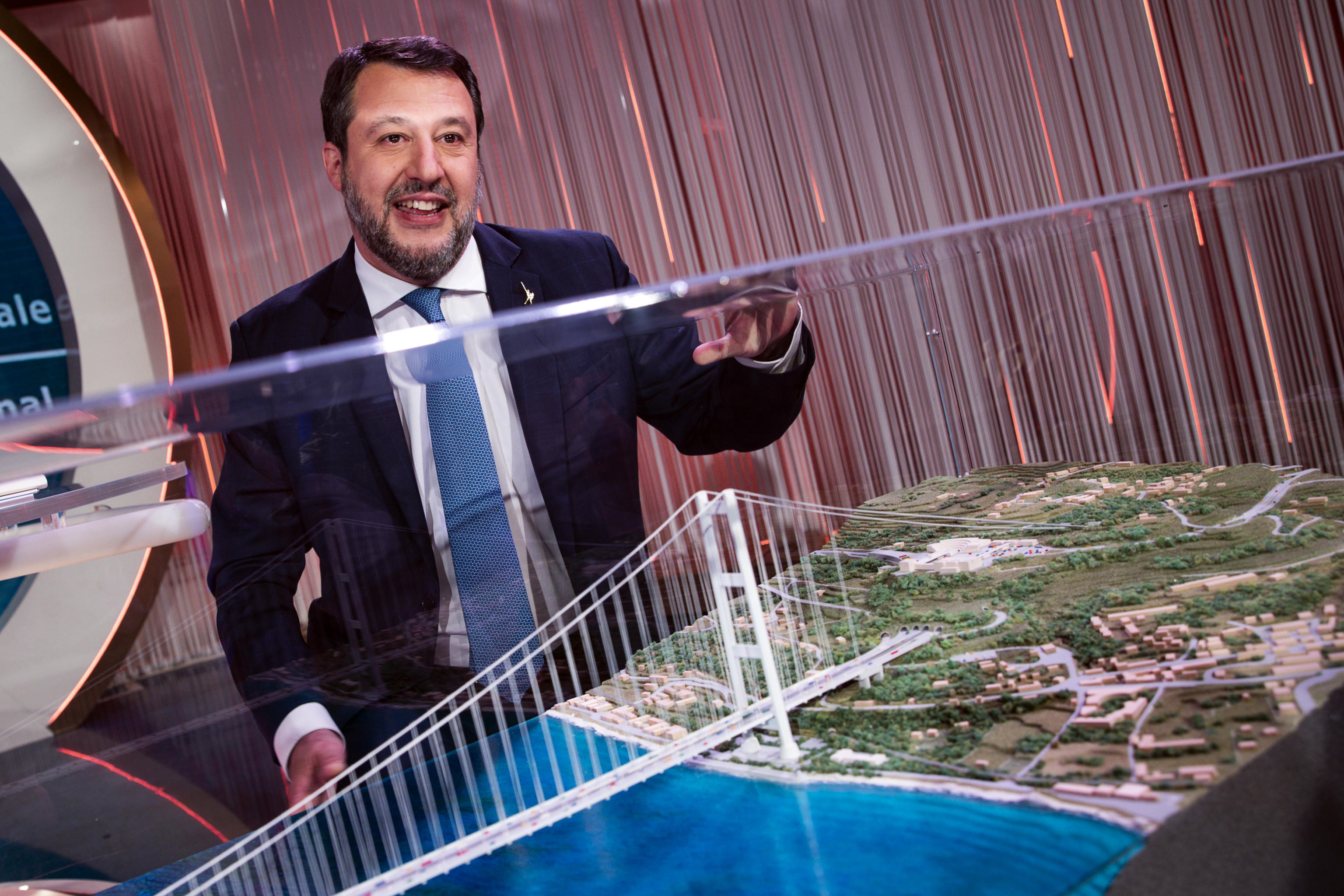 PONTE SULLO STRETTO SALVINI