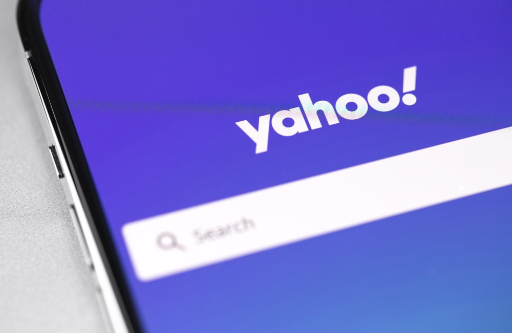 YAHOO