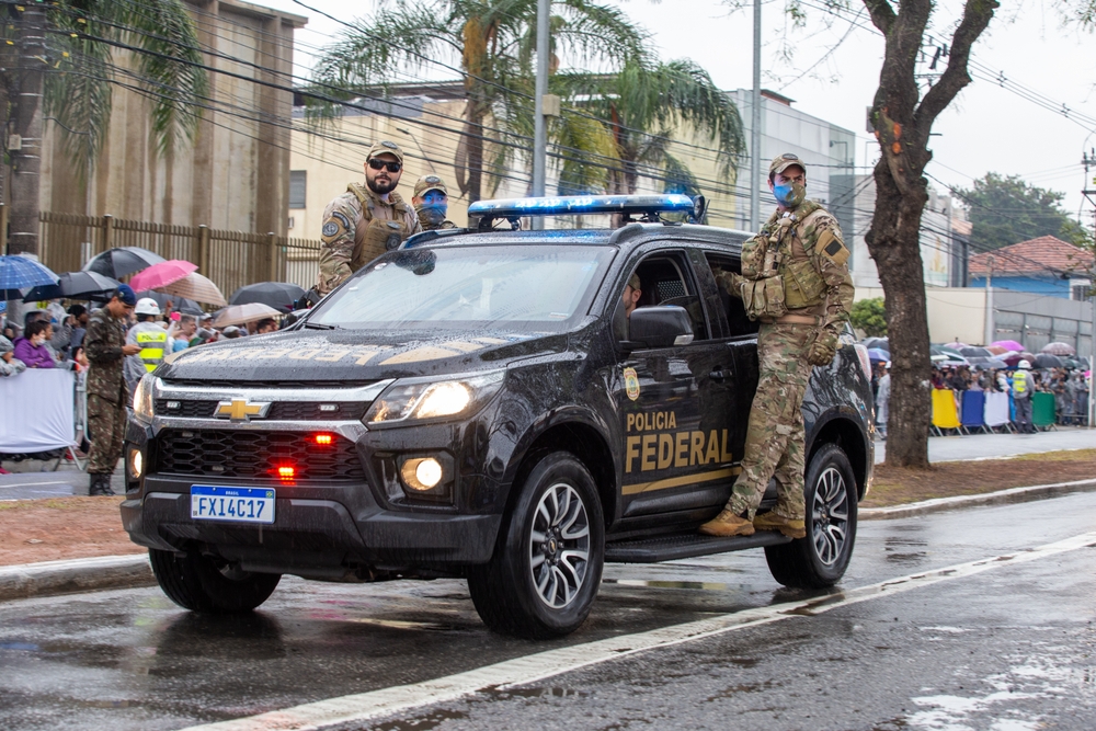 POLIZIA BRASILE
