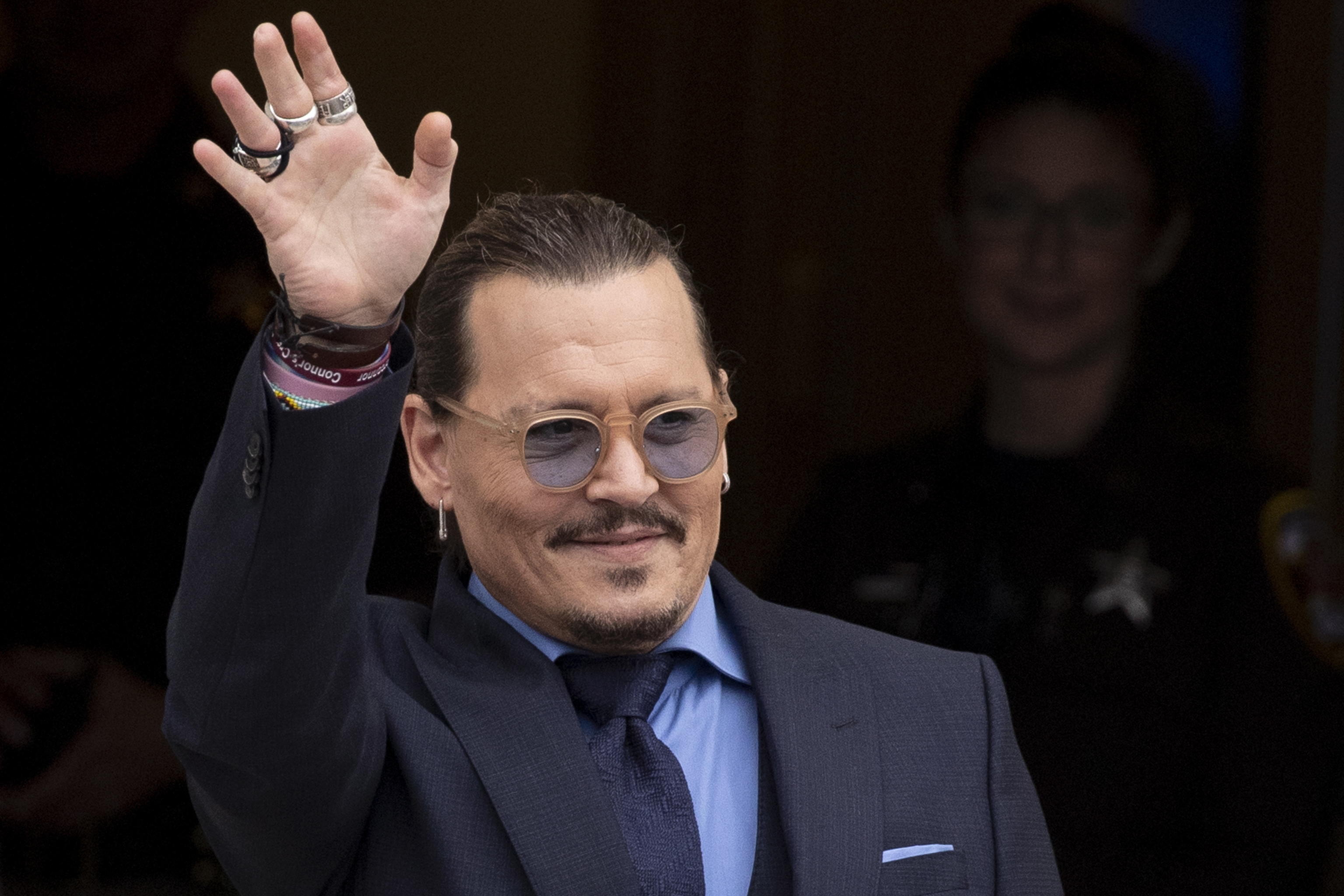 JOHNNY DEPP