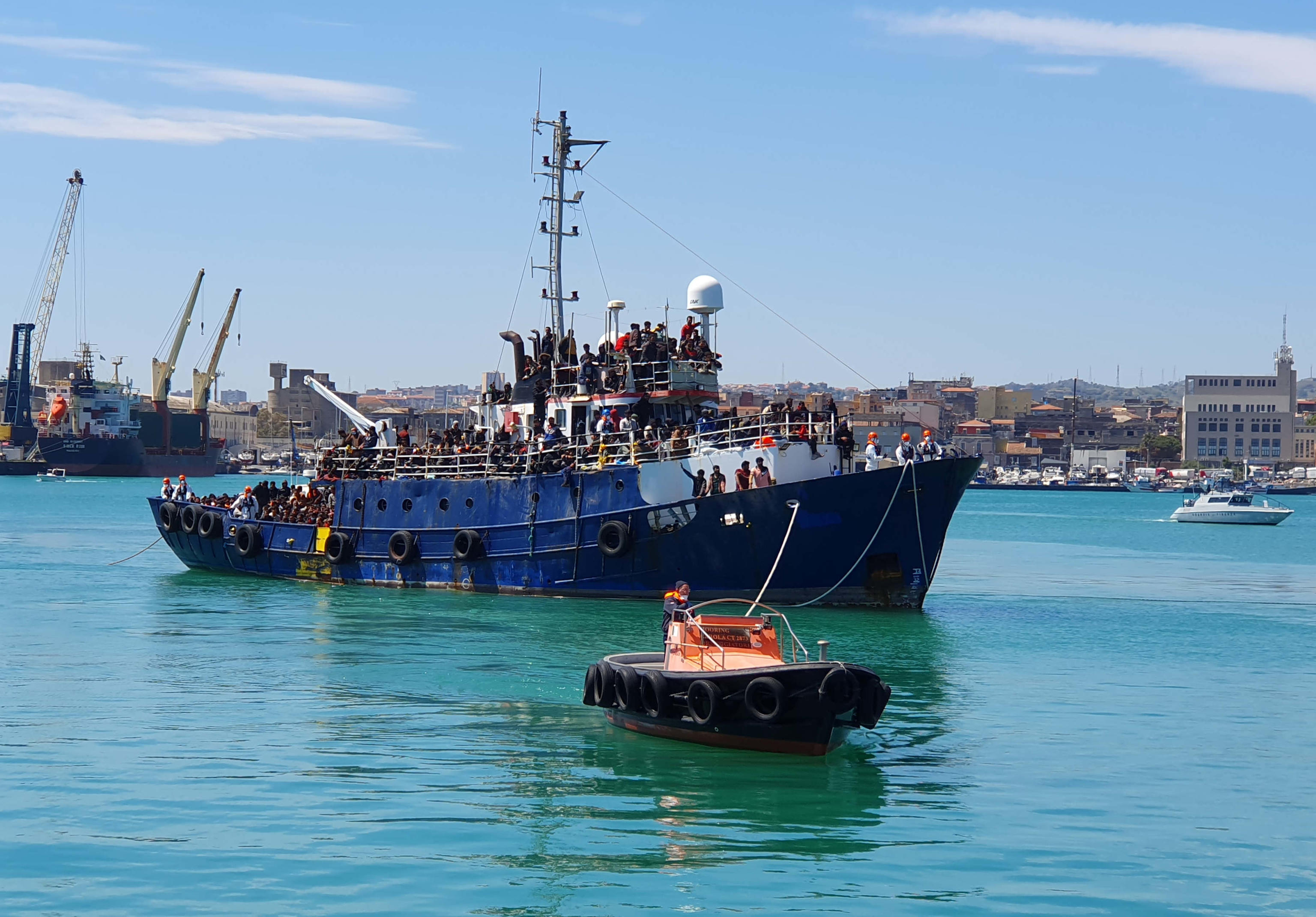 MIGRANTI CATANIA