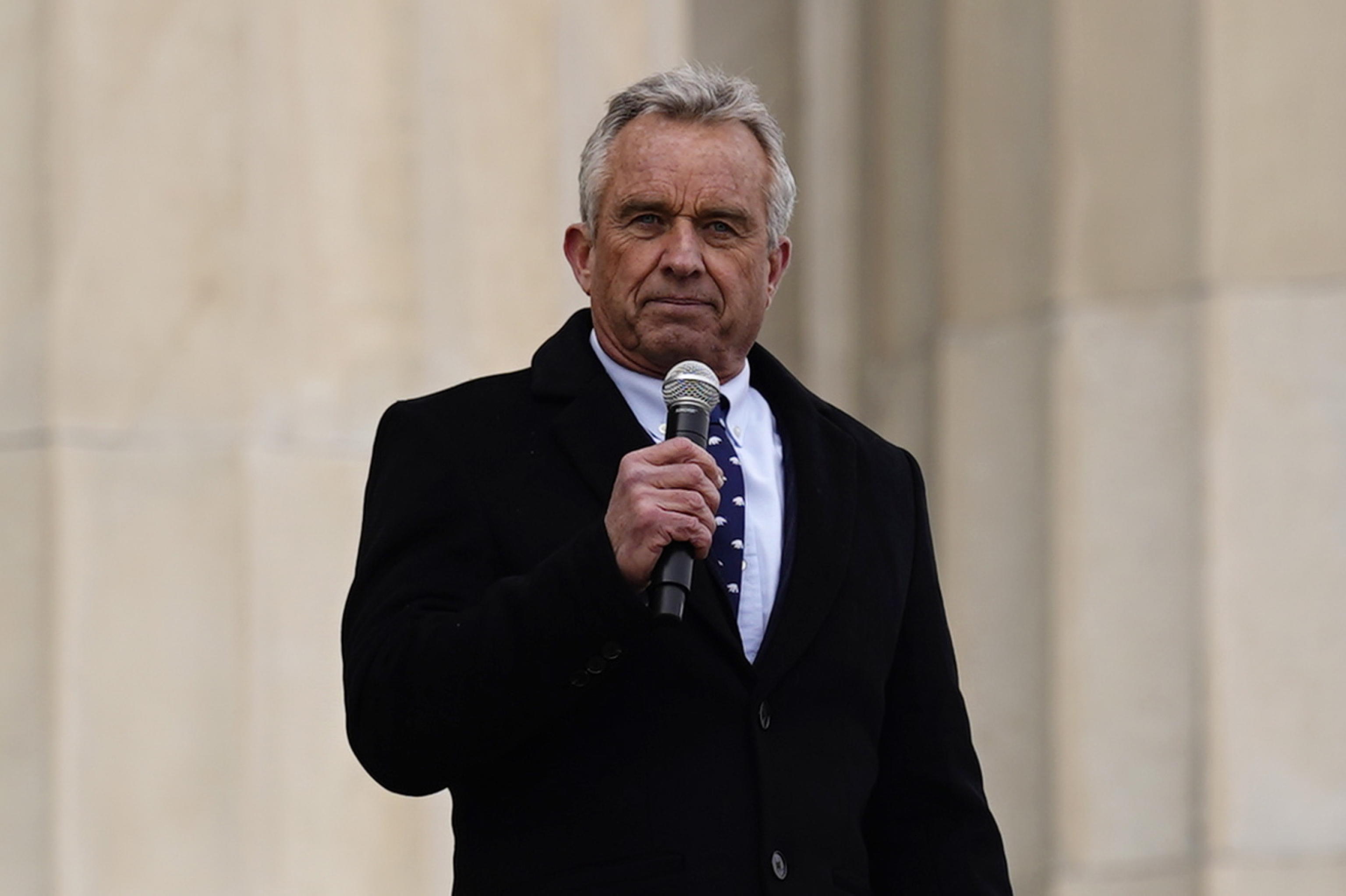 ROBERT KENNEDY JR