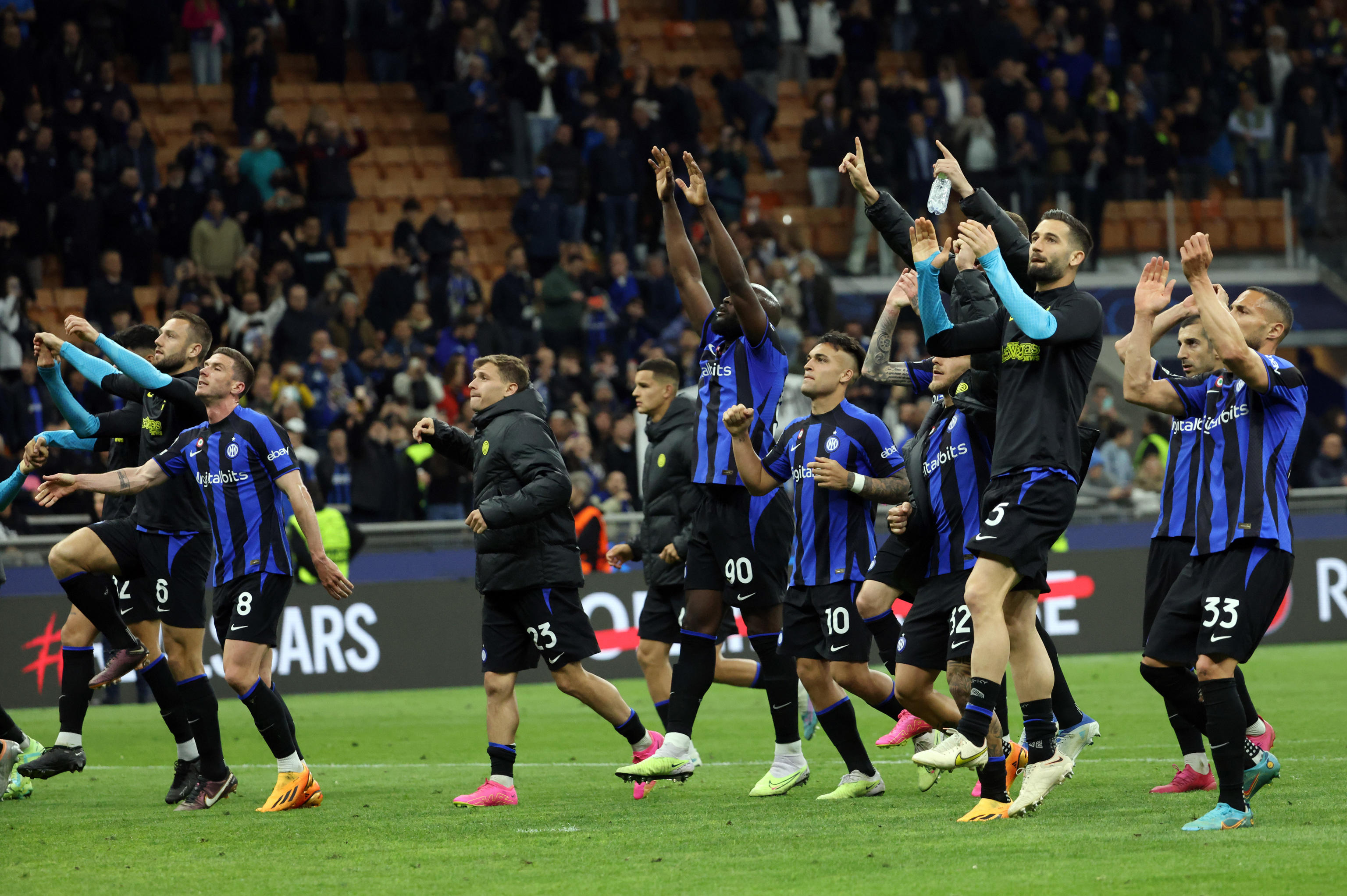 CHAMPIONS LEAGUE INTER