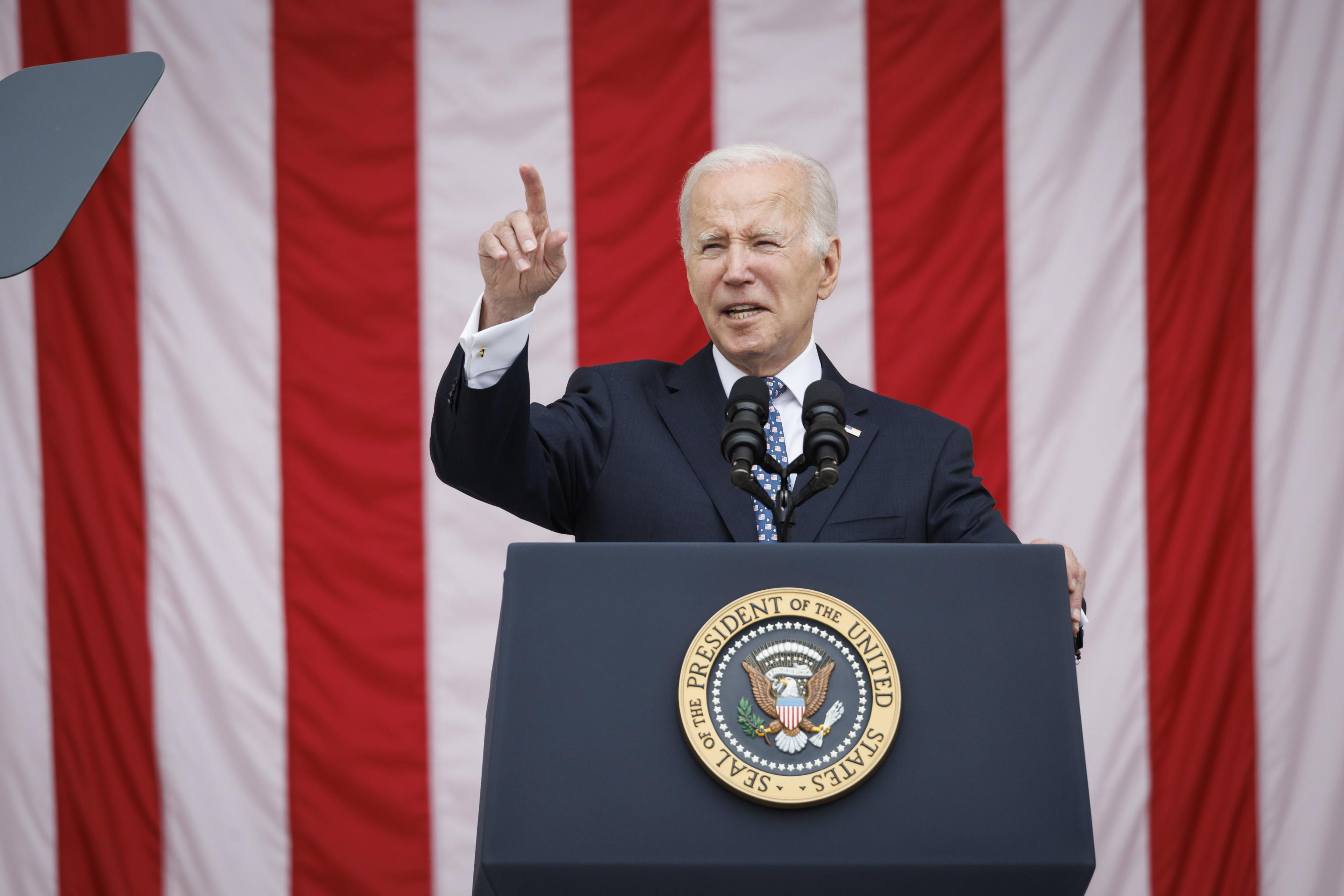 BIDEN