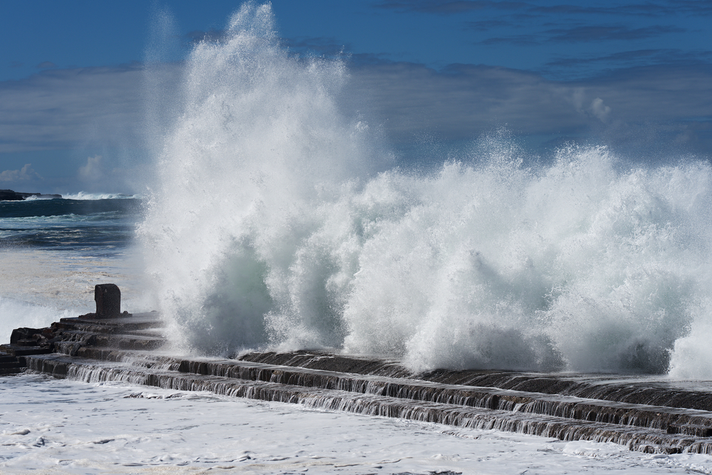 TSUNAMI