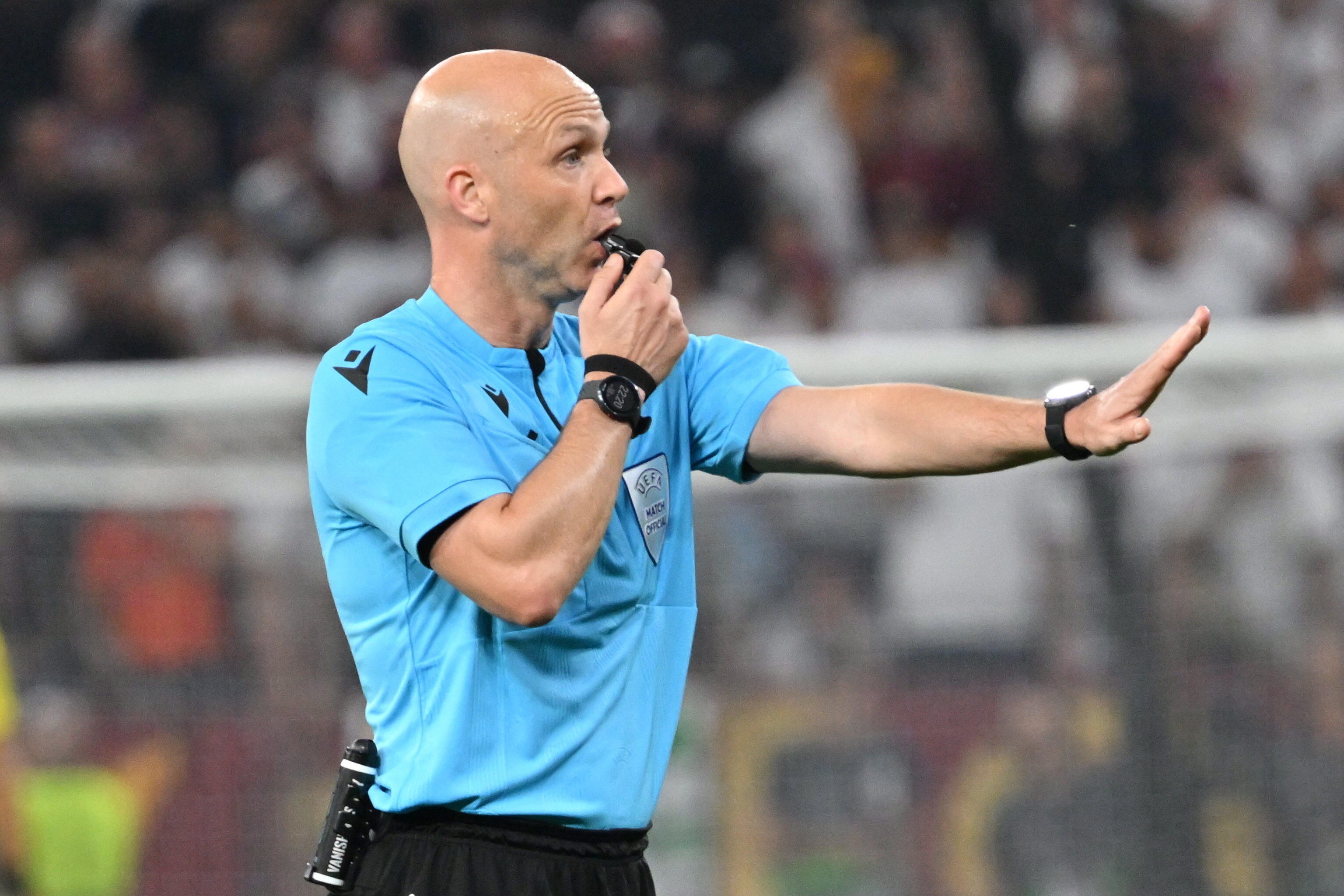 ARBITRO TAYLOR SVIGILIA ROMA EUROPA LEAGUE