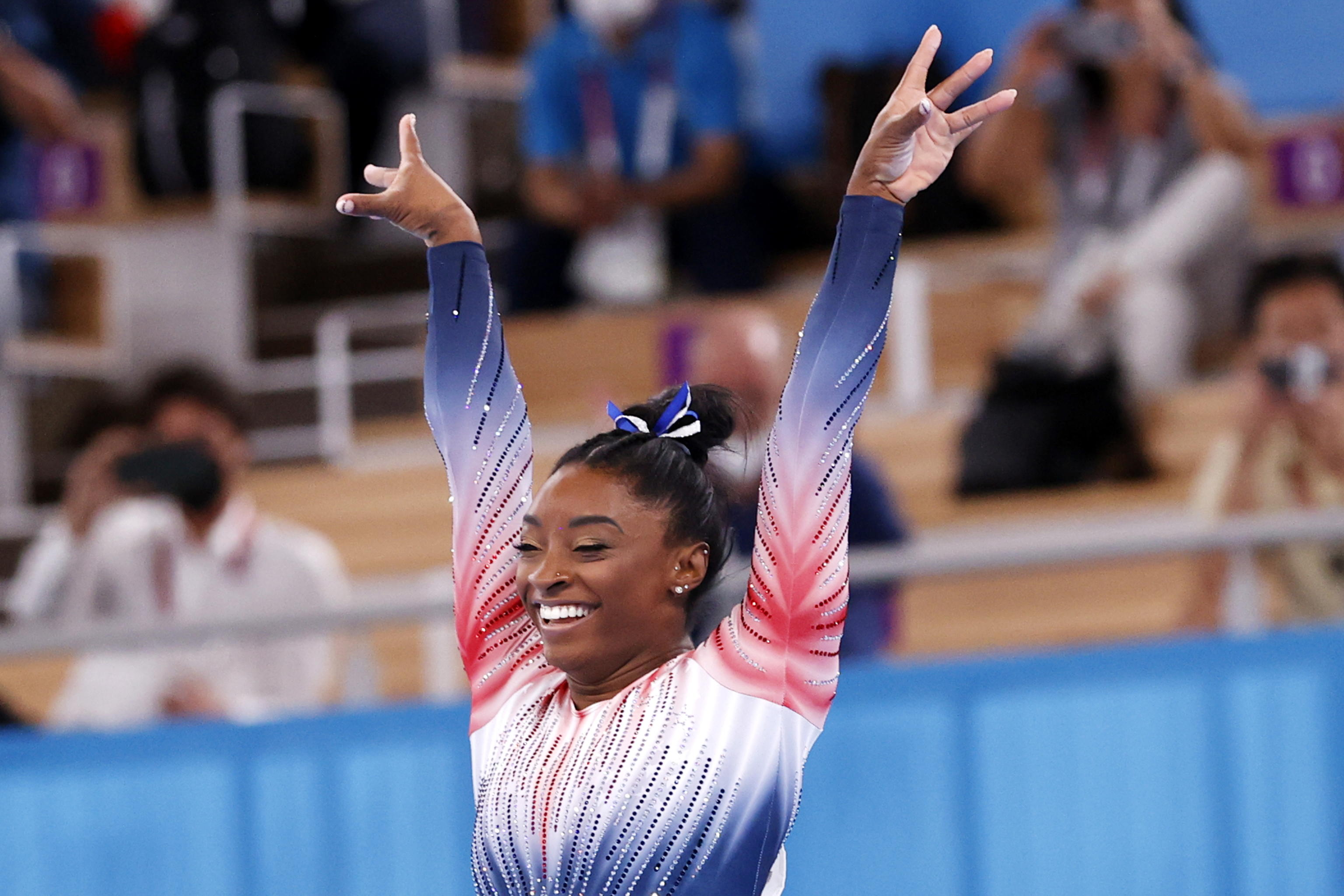 SIMONE BILES