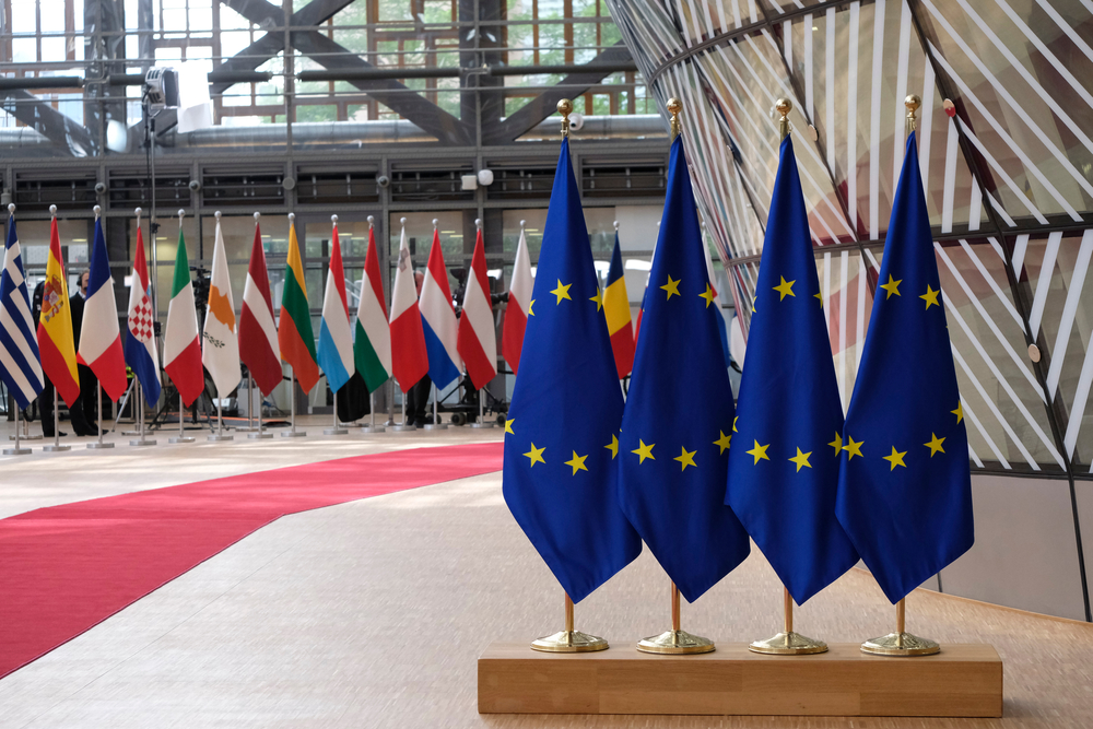 UE