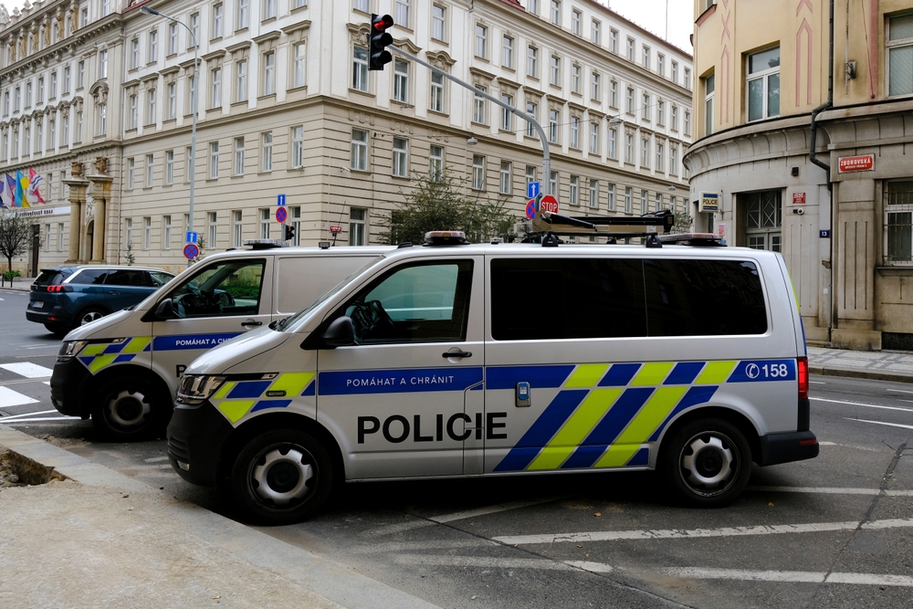 POLIZIA PRAGA