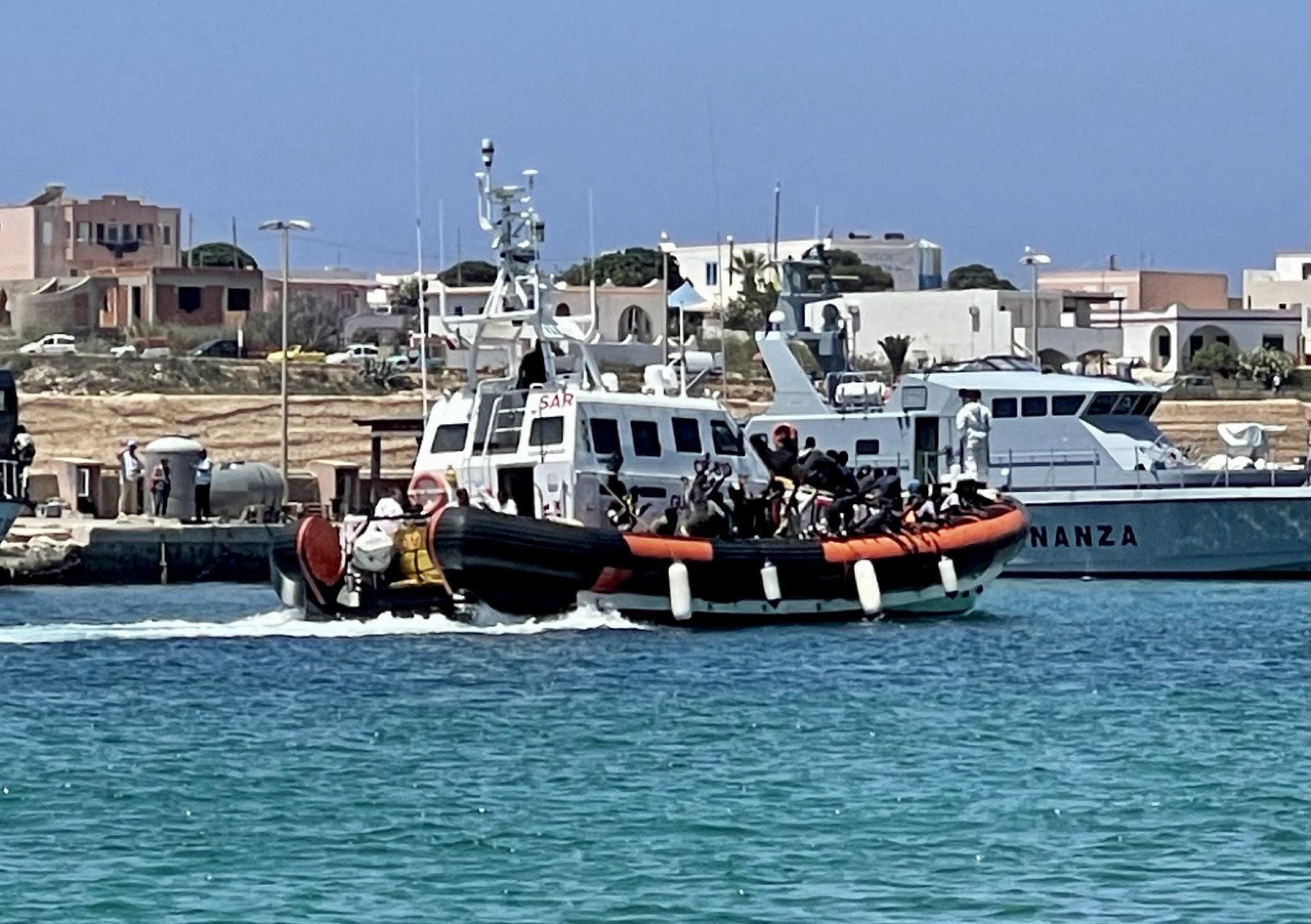 lampedusa migranti