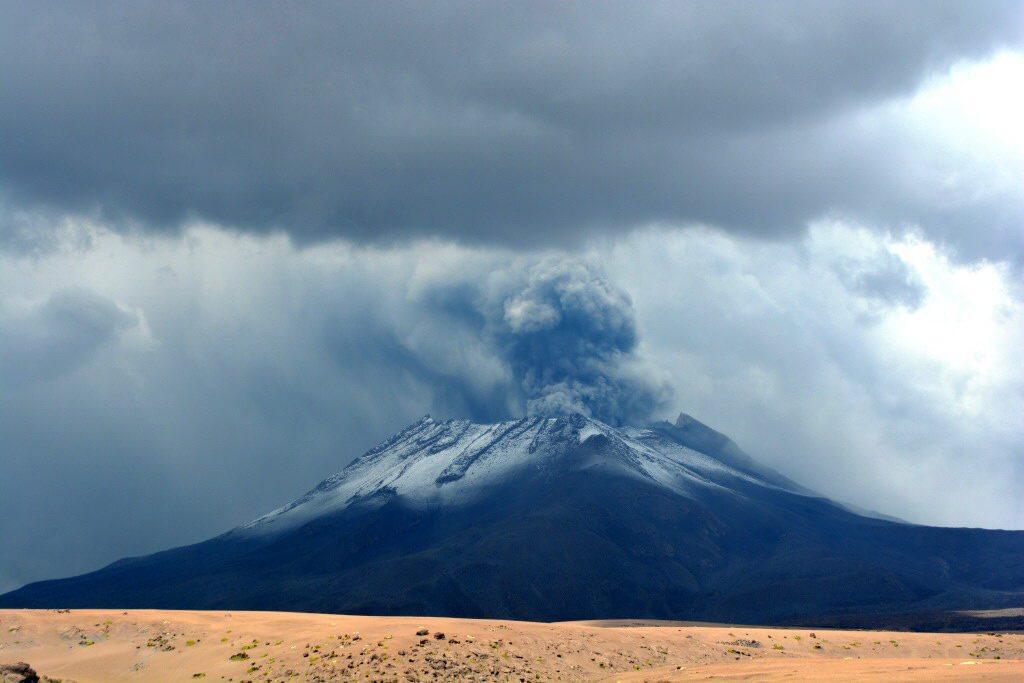 vulcano perù