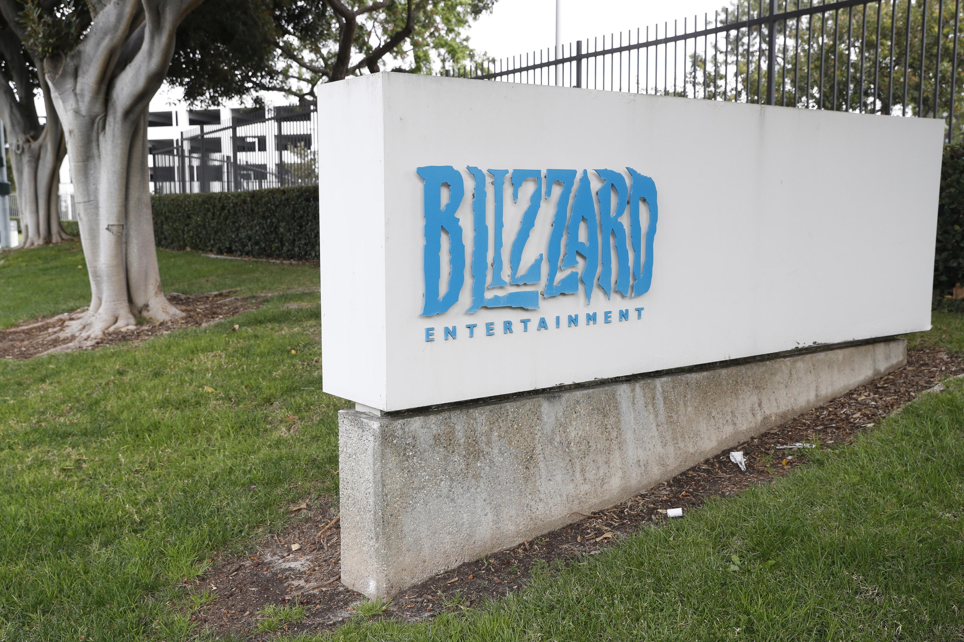 ACTIVISION BLIZZARD