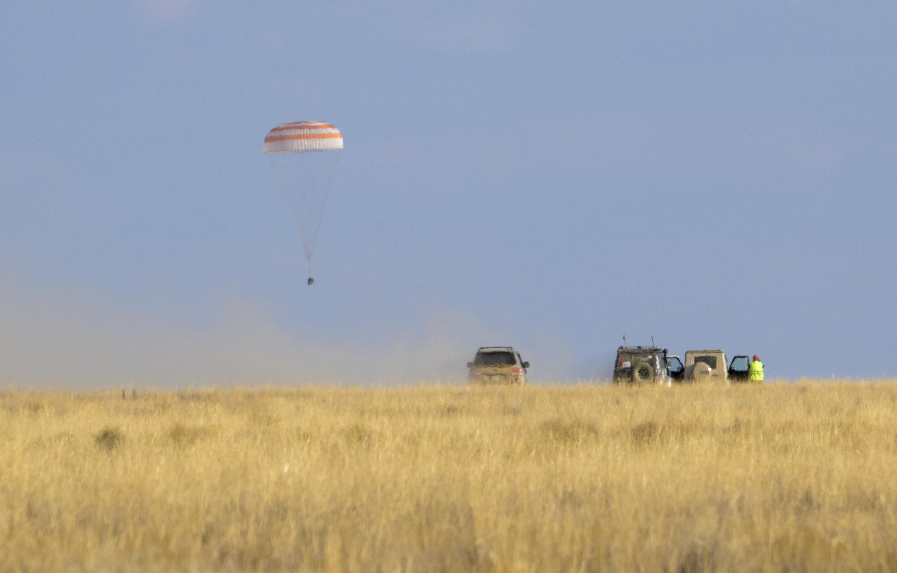 SOYUZ MS23