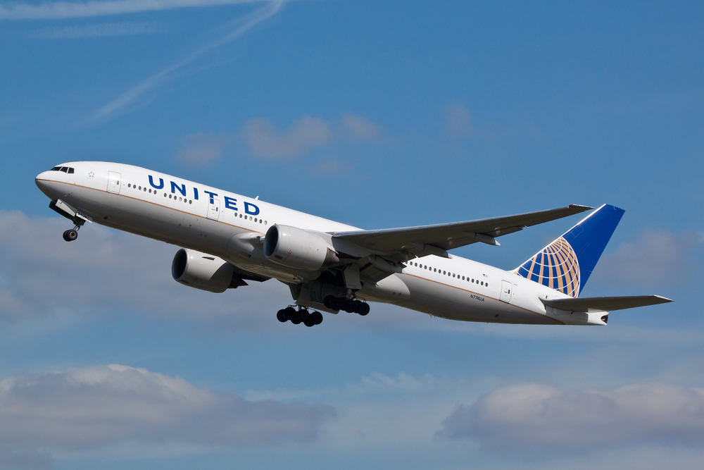 UNITED AIRLINES AEREO