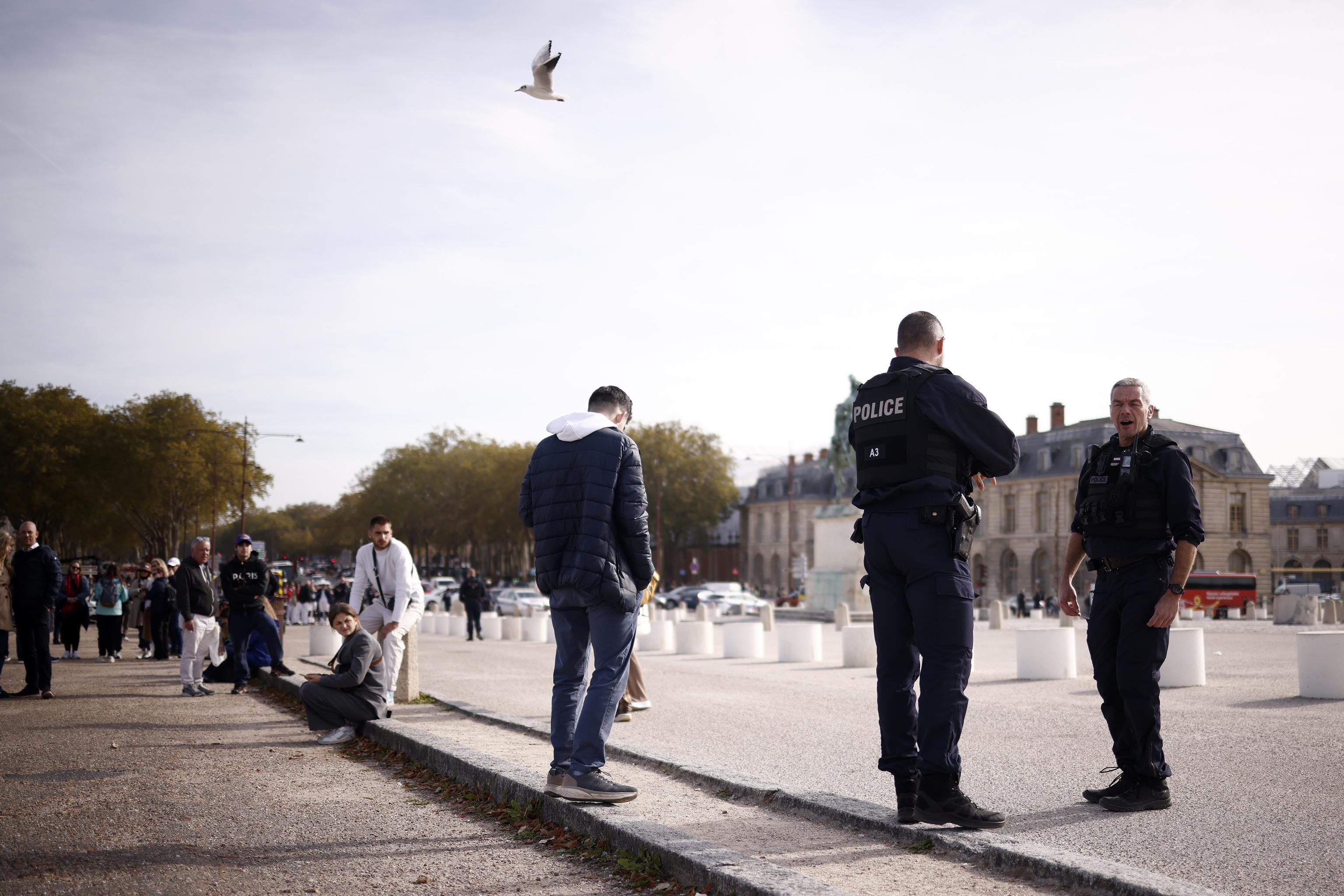 POLIZIA FRANCIA REGGIA DI VERSAILLES