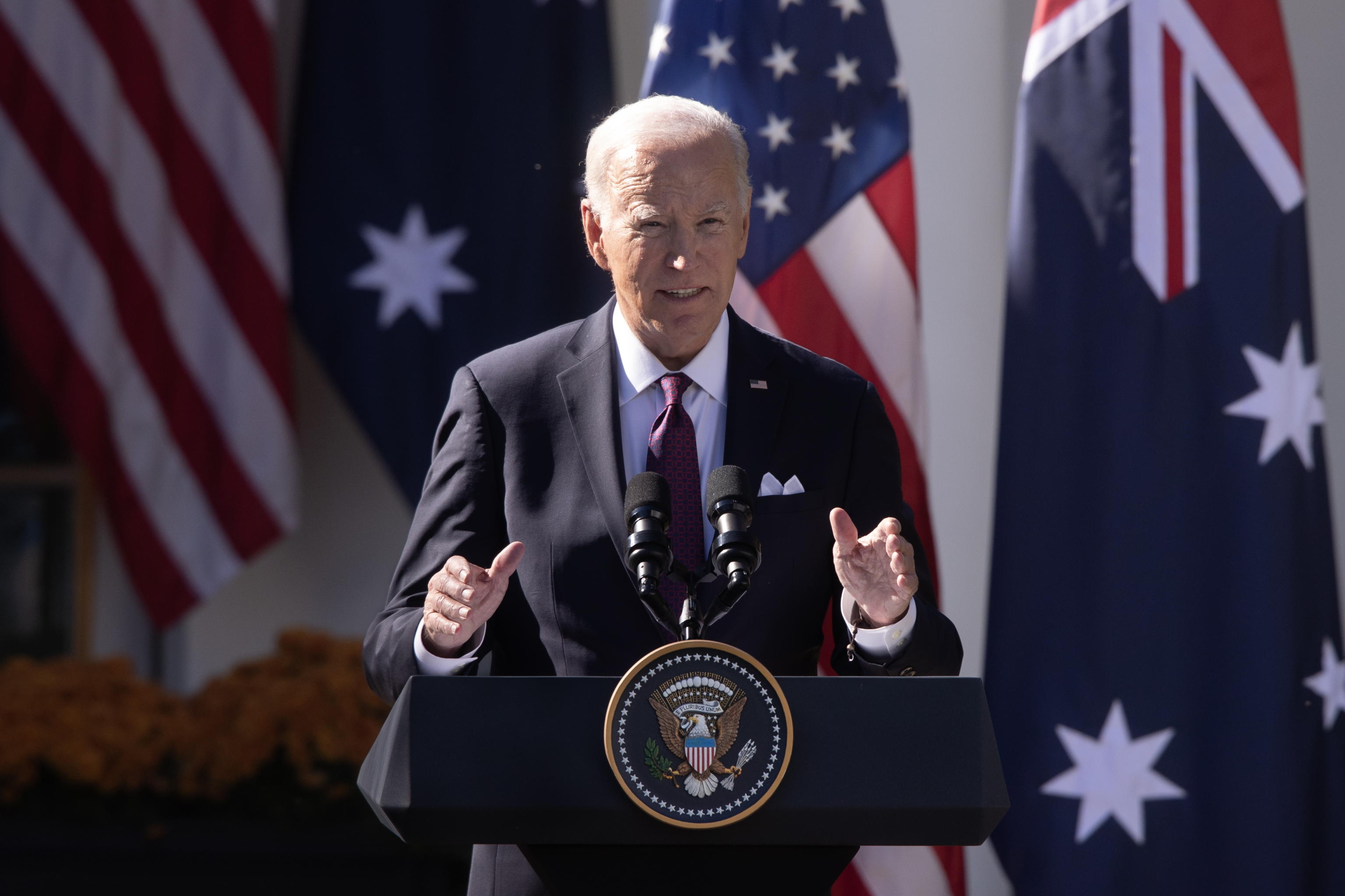 BIDEN