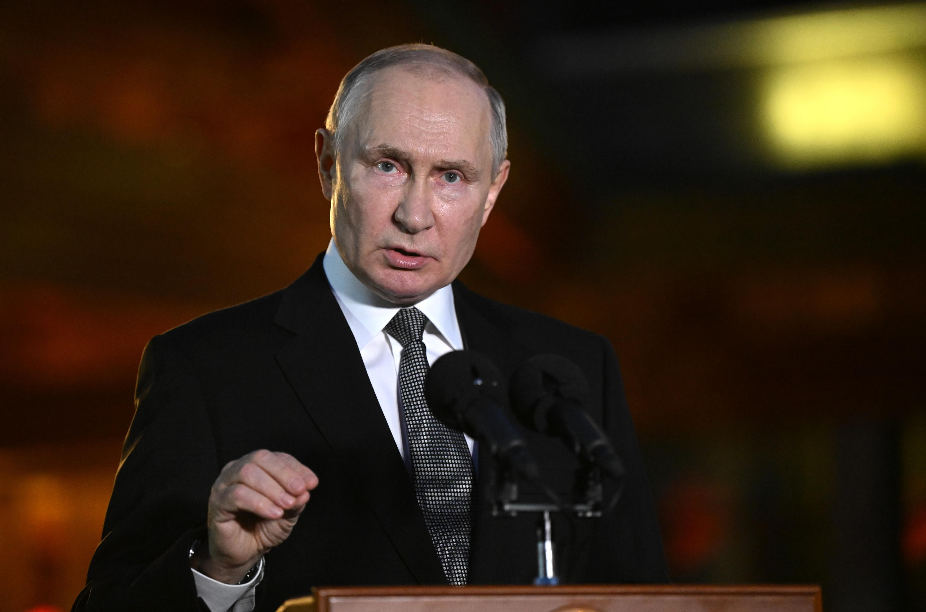 PUTIN