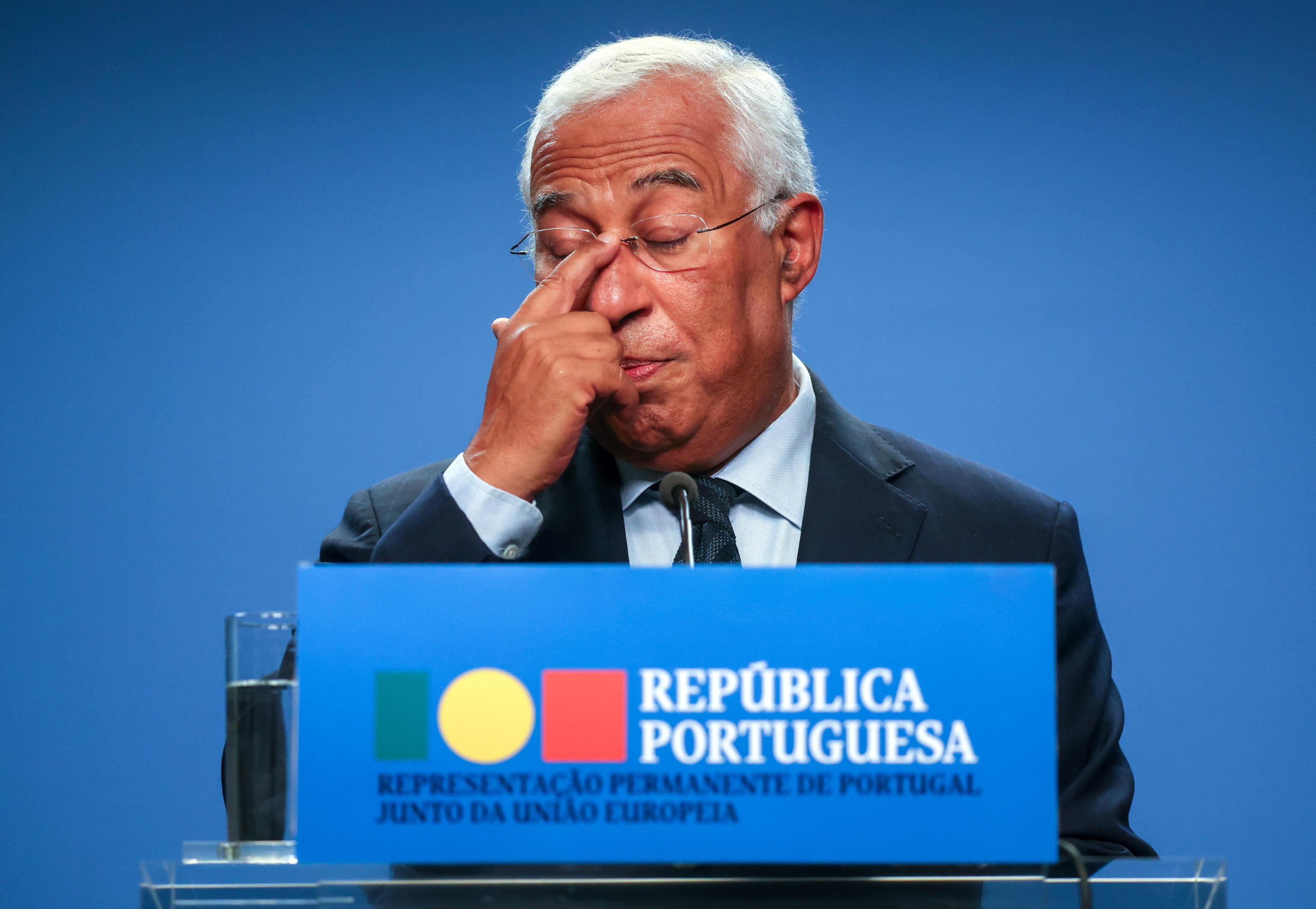 EPA/OLIVIER HOSLET